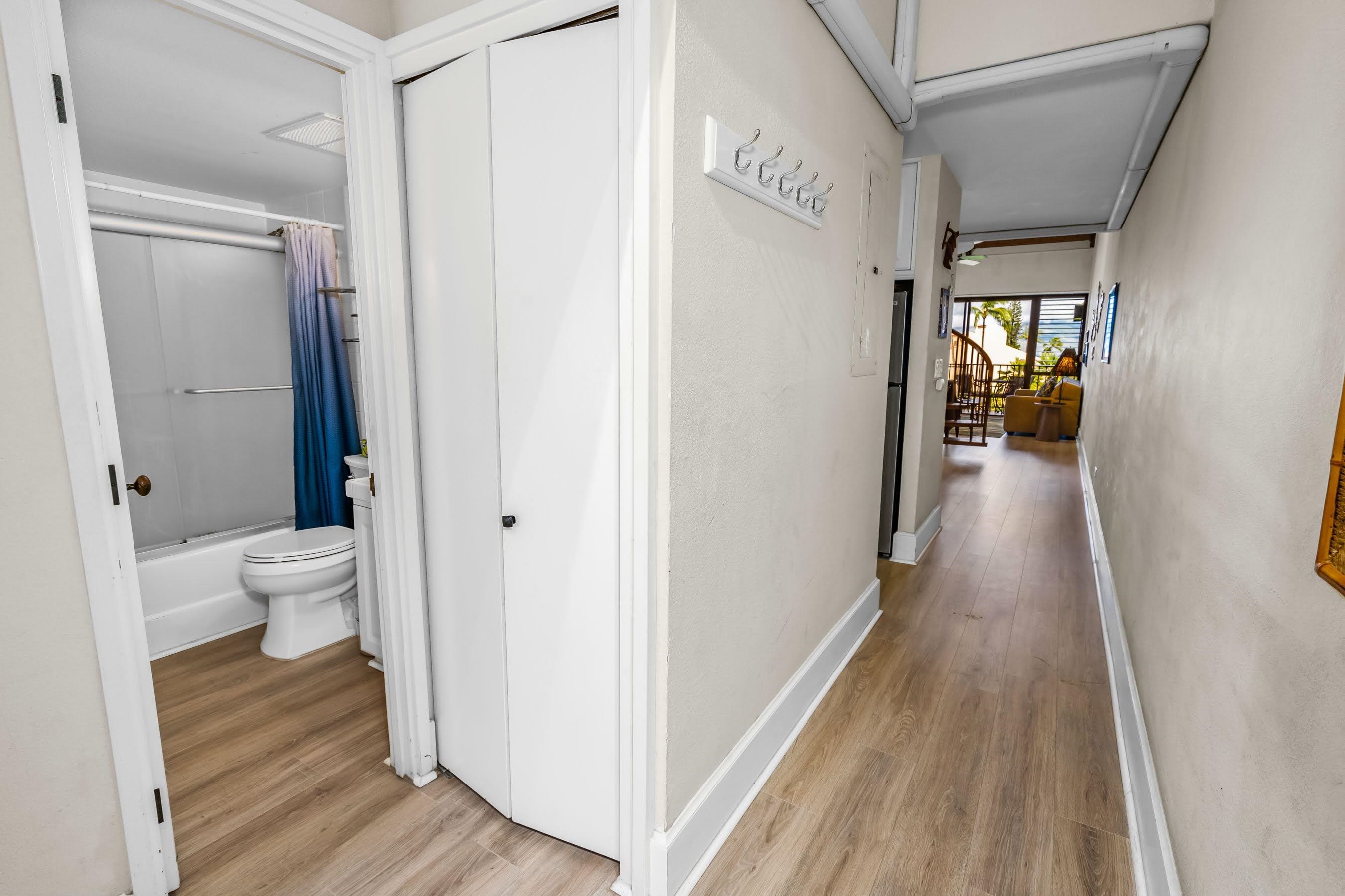 Kamaole Sands condo # 6-402, Kihei, Hawaii - photo 30 of 47