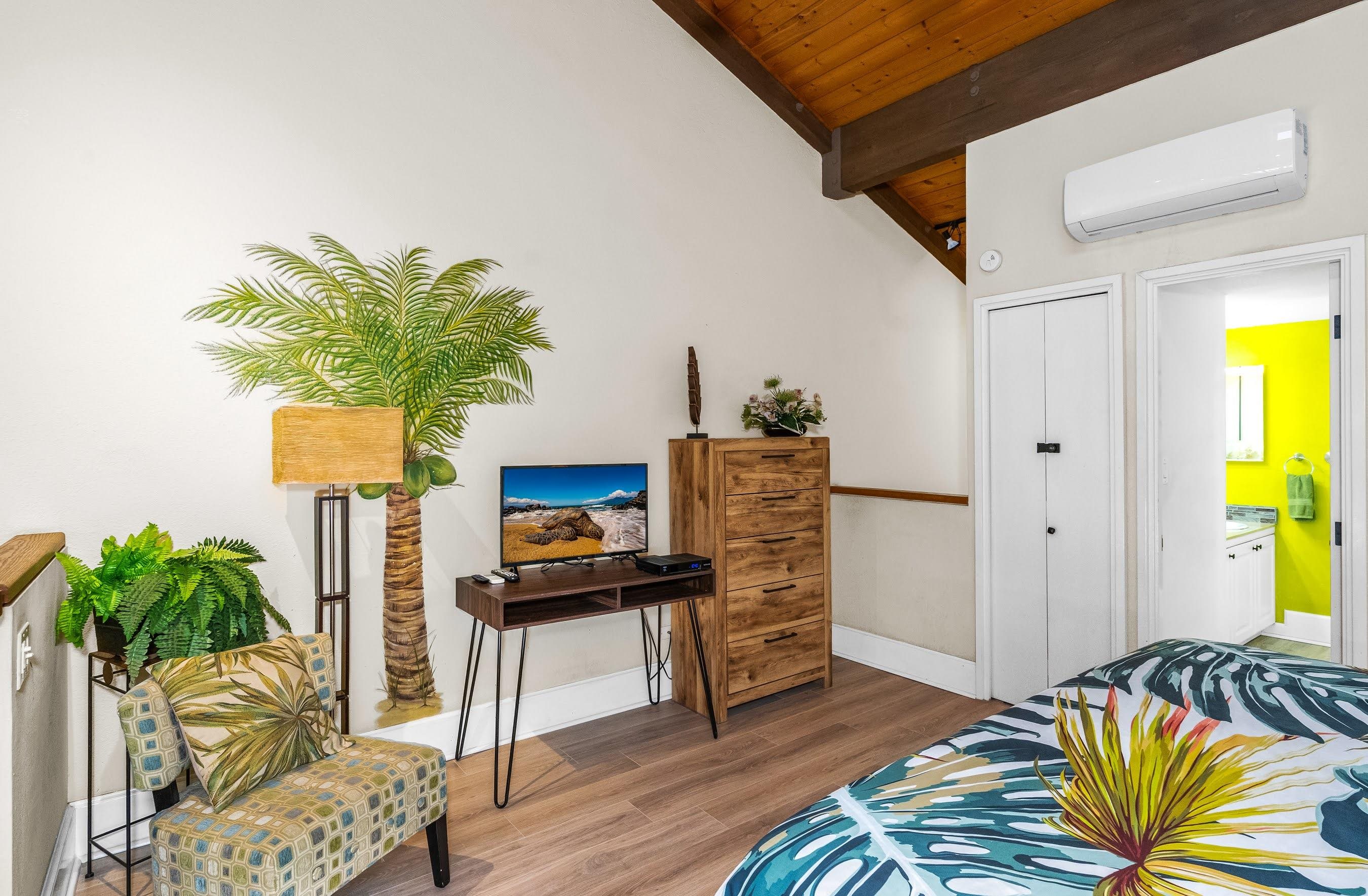 Kamaole Sands condo # 6-402, Kihei, Hawaii - photo 33 of 47