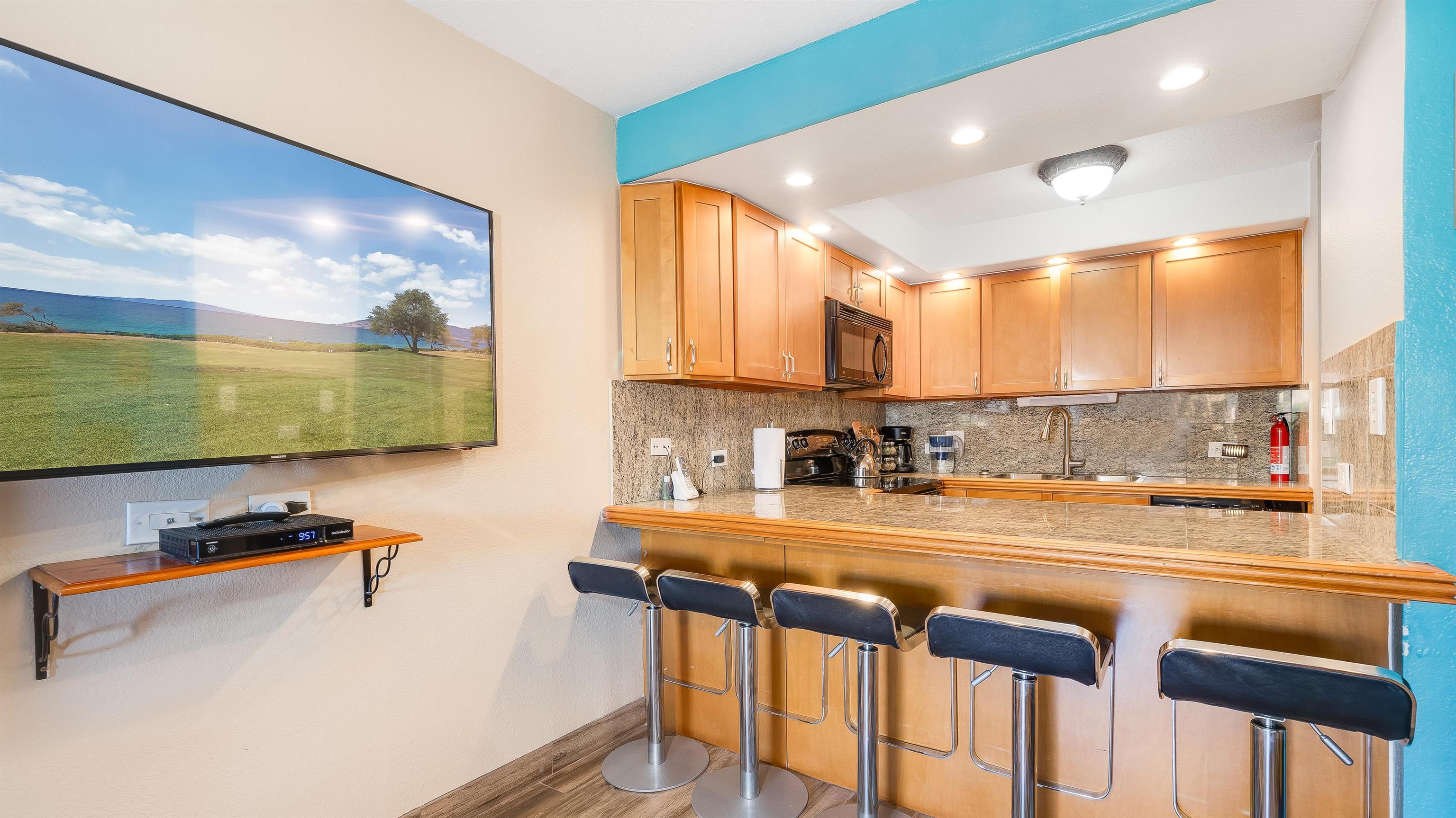 Kamaole Sands condo # 7-101, Kihei, Hawaii - photo 7 of 27