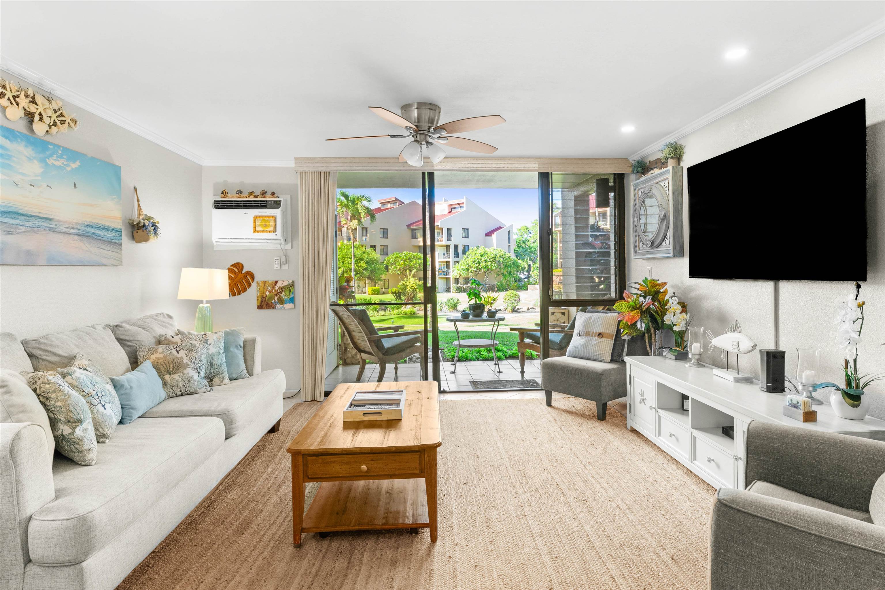 Kamaole Sands condo # 7-104, Kihei, Hawaii - photo 5 of 33