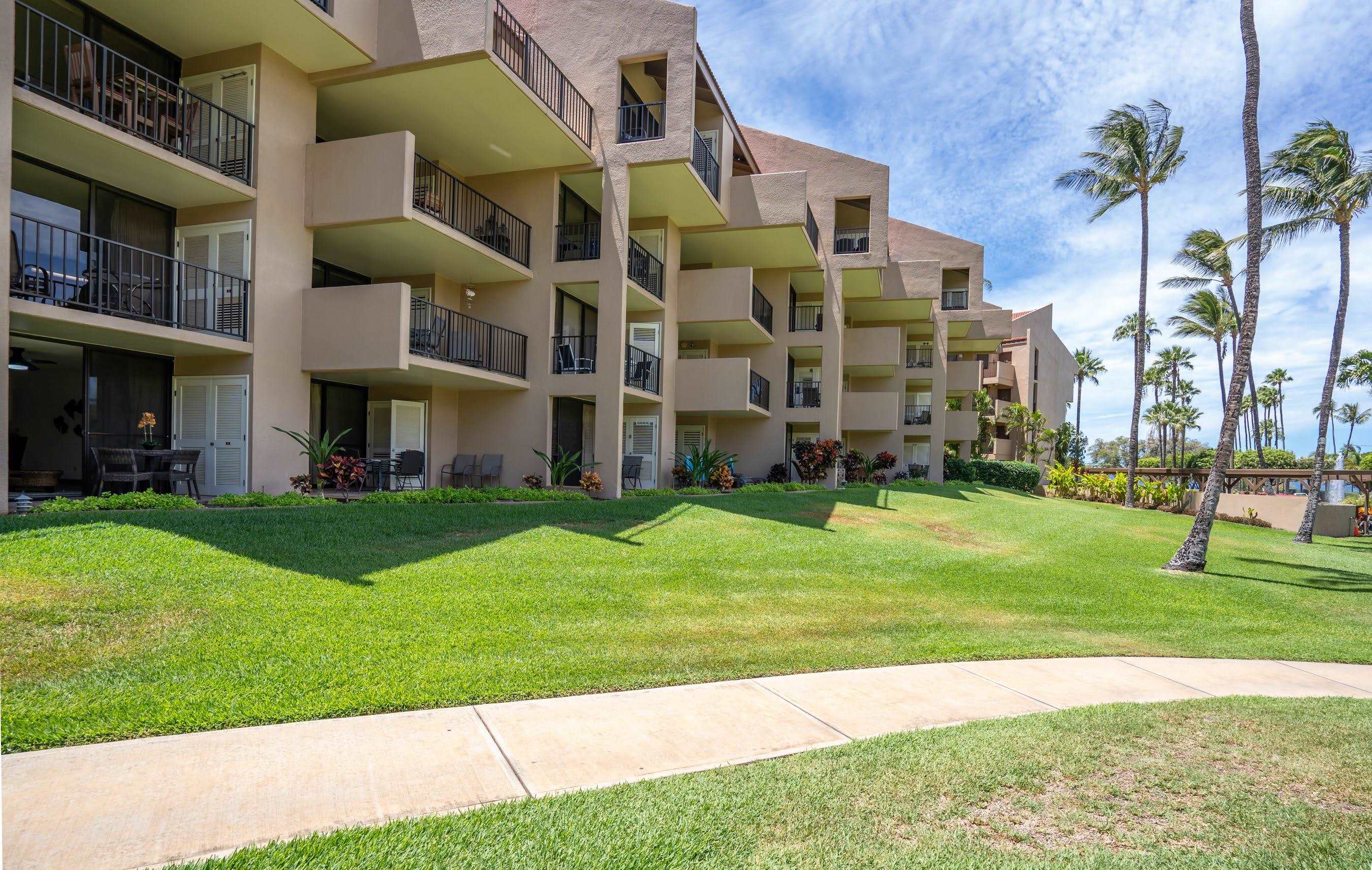 Kamaole Sands condo # 7-108, Kihei, Hawaii - photo 16 of 40