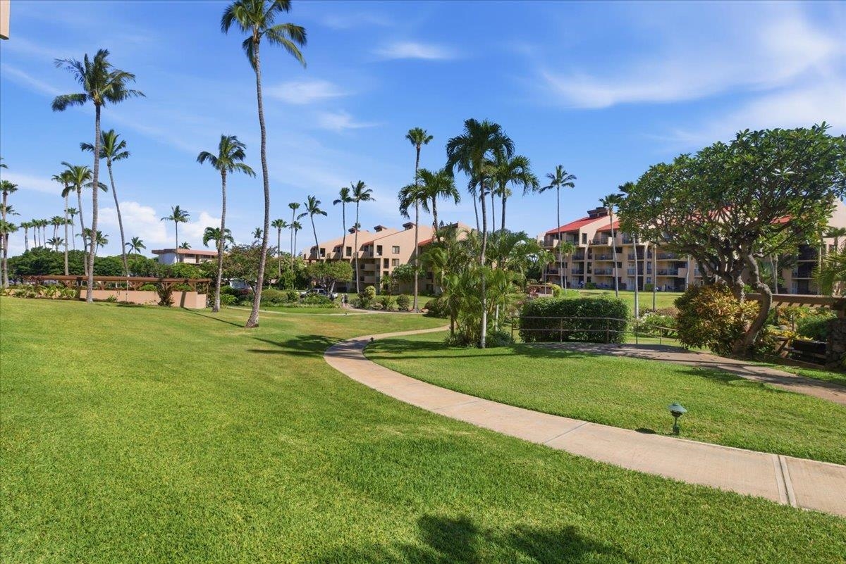 Kamaole Sands condo # 7-109, Kihei, Hawaii - photo 31 of 35