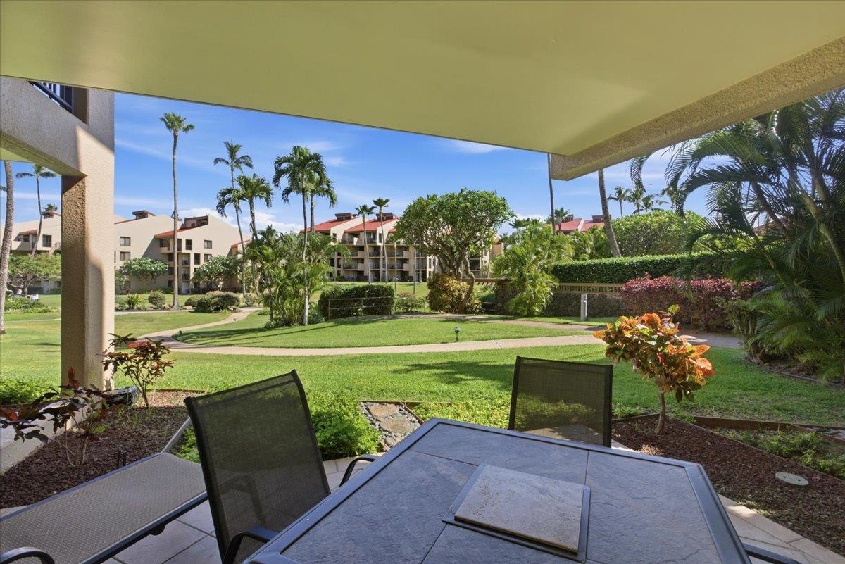 Kamaole Sands condo # 7-109, Kihei, Hawaii - photo 9 of 35