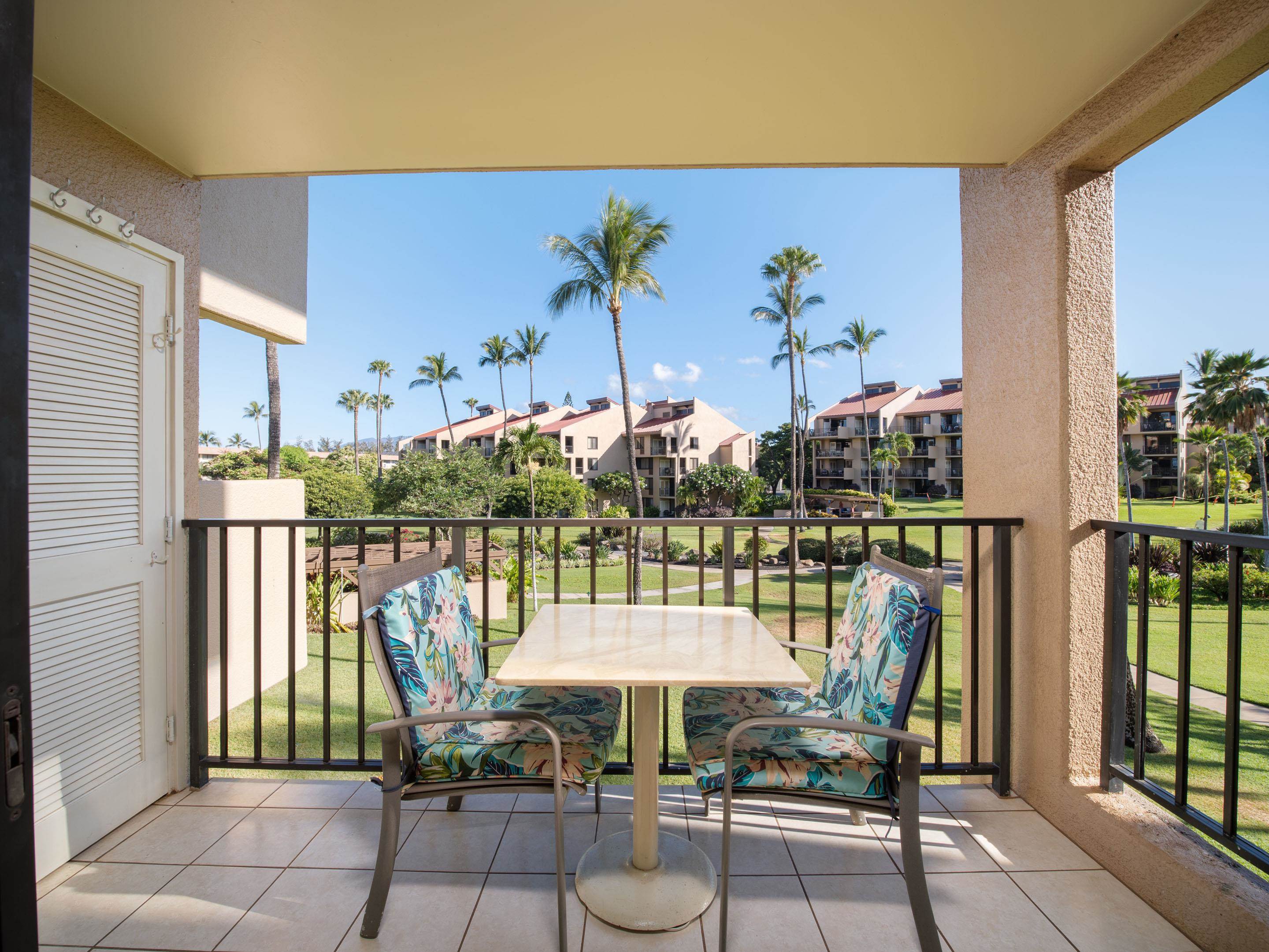 Kamaole Sands condo # 7-204, Kihei, Hawaii - photo 4 of 32