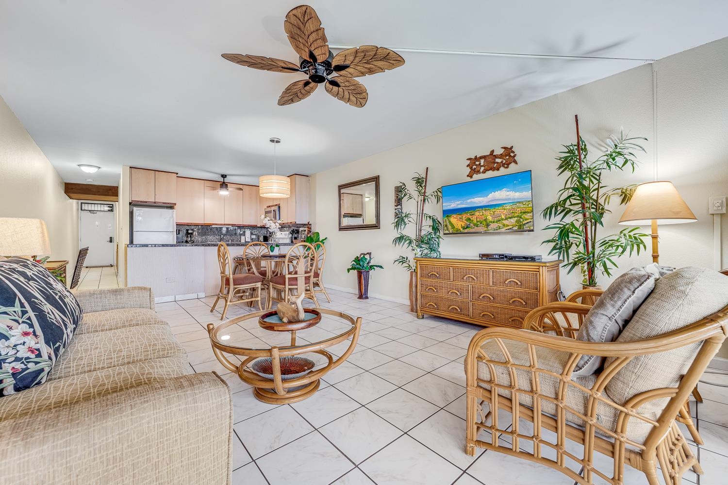 Kamaole Sands condo # 7-304, Kihei, Hawaii - photo 3 of 34