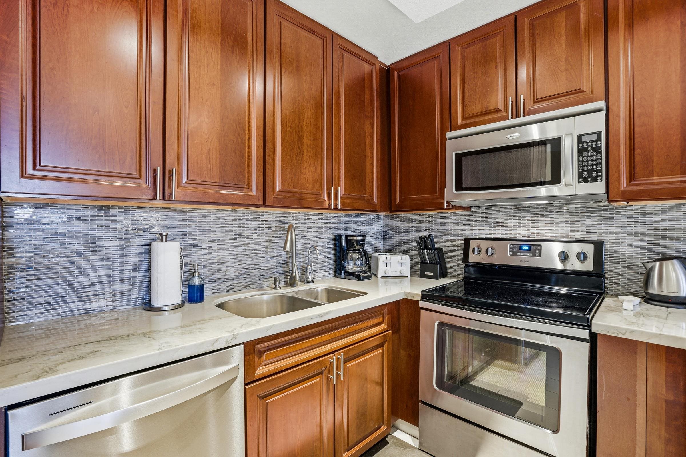 Kamaole Sands condo # 7-410, Kihei, Hawaii - photo 17 of 32