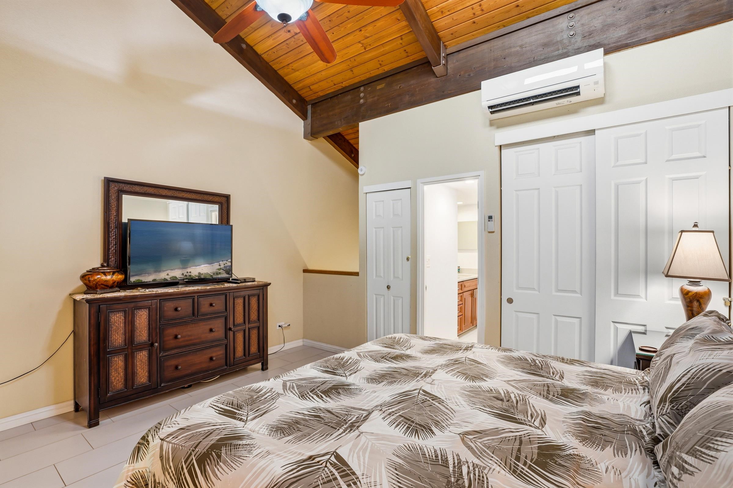 Kamaole Sands condo # 7-410, Kihei, Hawaii - photo 25 of 32