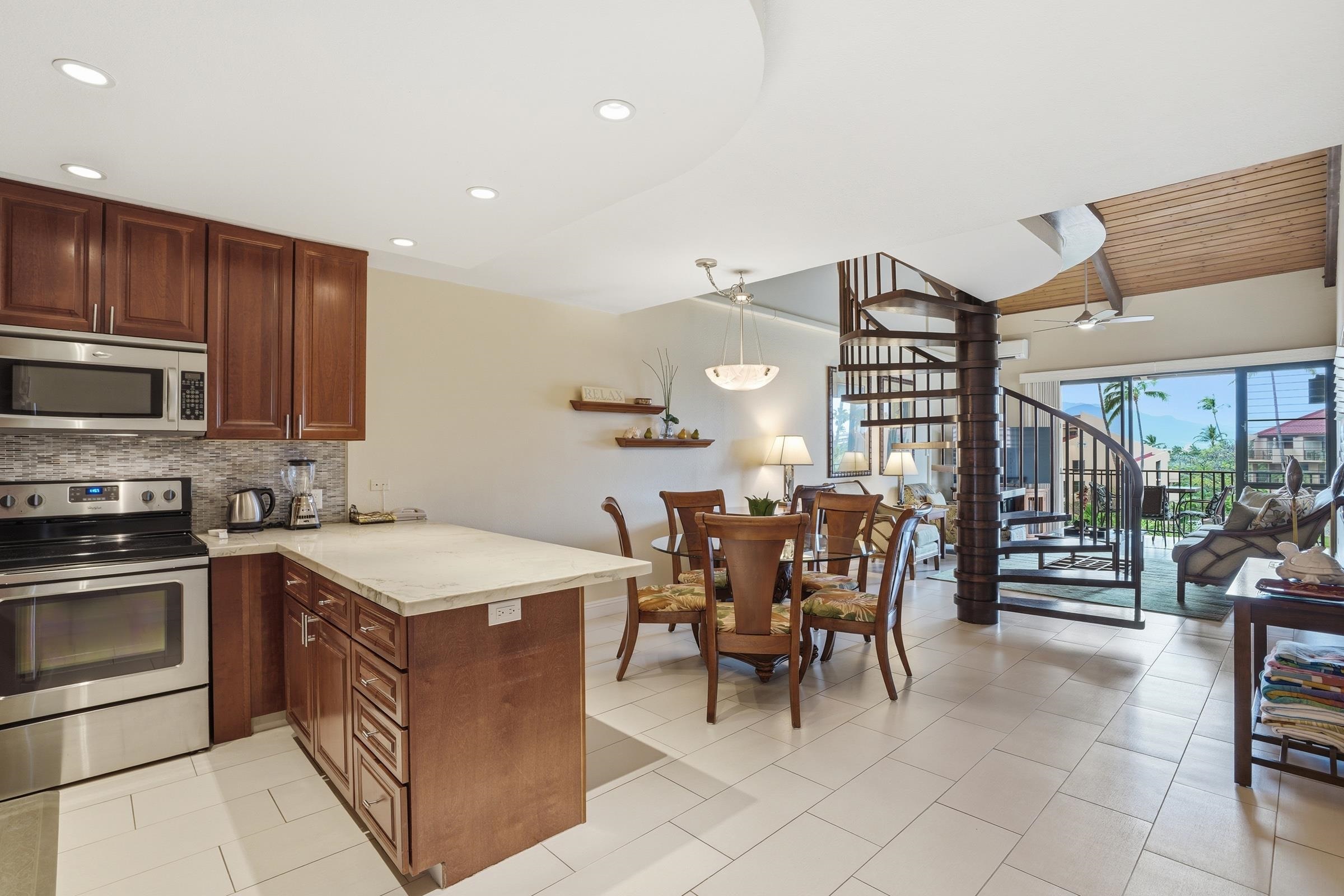 Kamaole Sands condo # 7-410, Kihei, Hawaii - photo 5 of 32