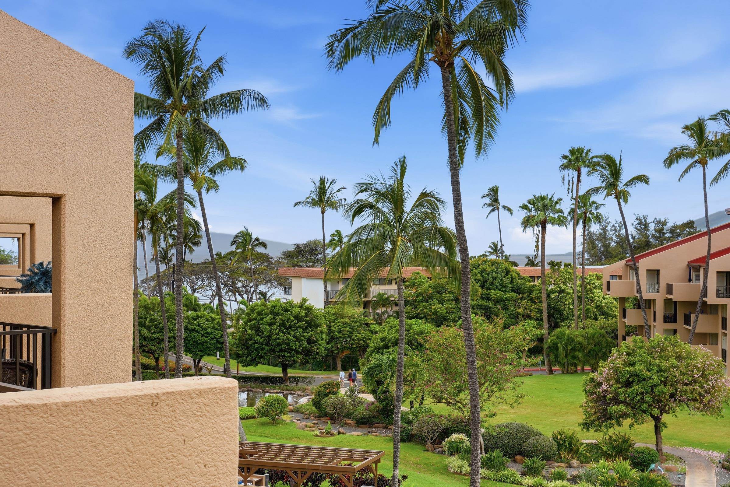 Kamaole Sands condo # 7-410, Kihei, Hawaii - photo 8 of 32