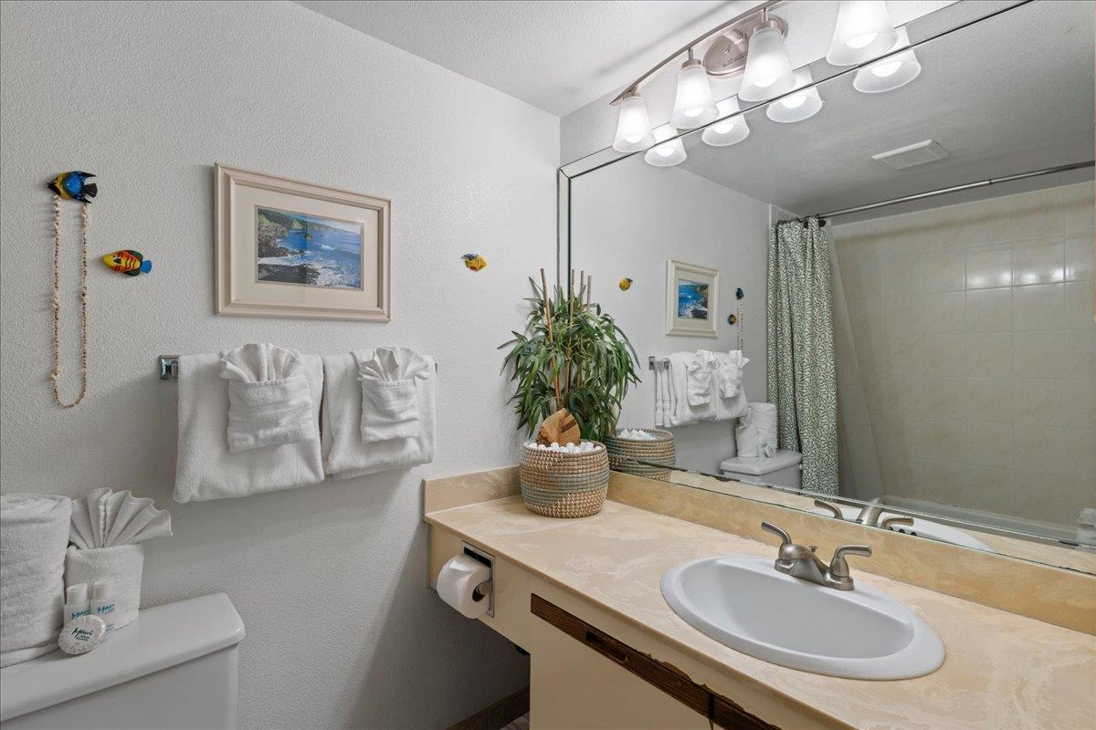 Kamaole Sands condo # 8-107, Kihei, Hawaii - photo 25 of 39