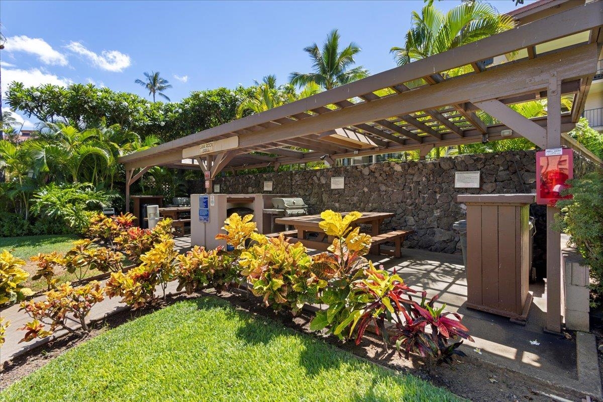 Kamaole Sands condo # 8-107, Kihei, Hawaii - photo 35 of 39