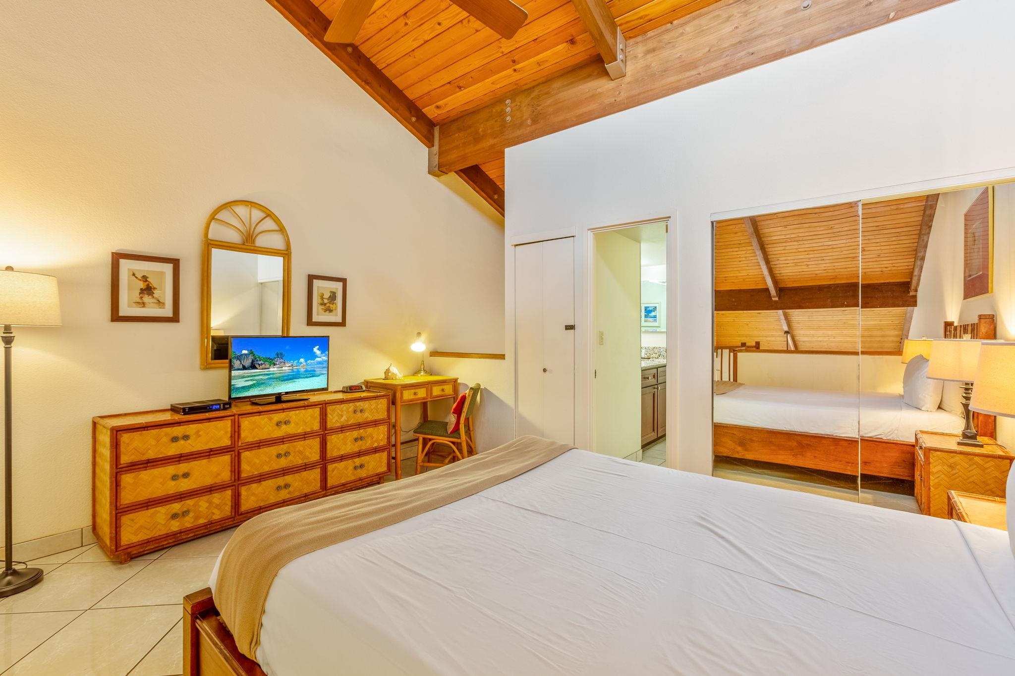 Kamaole Sands condo # 8-407, Kihei, Hawaii - photo 18 of 37