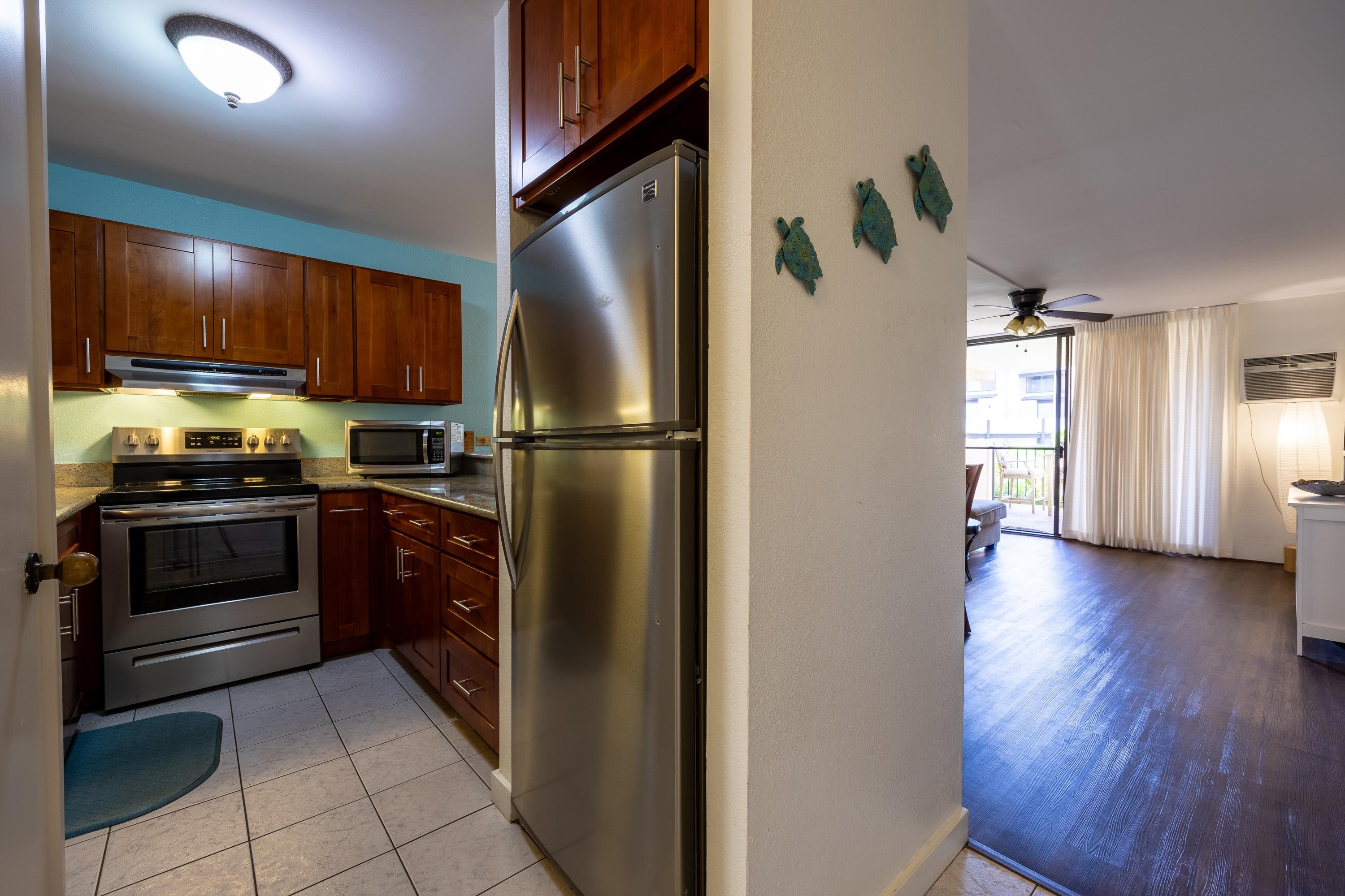 Kamaole Sands condo # 9-209, Kihei, Hawaii - photo 13 of 50