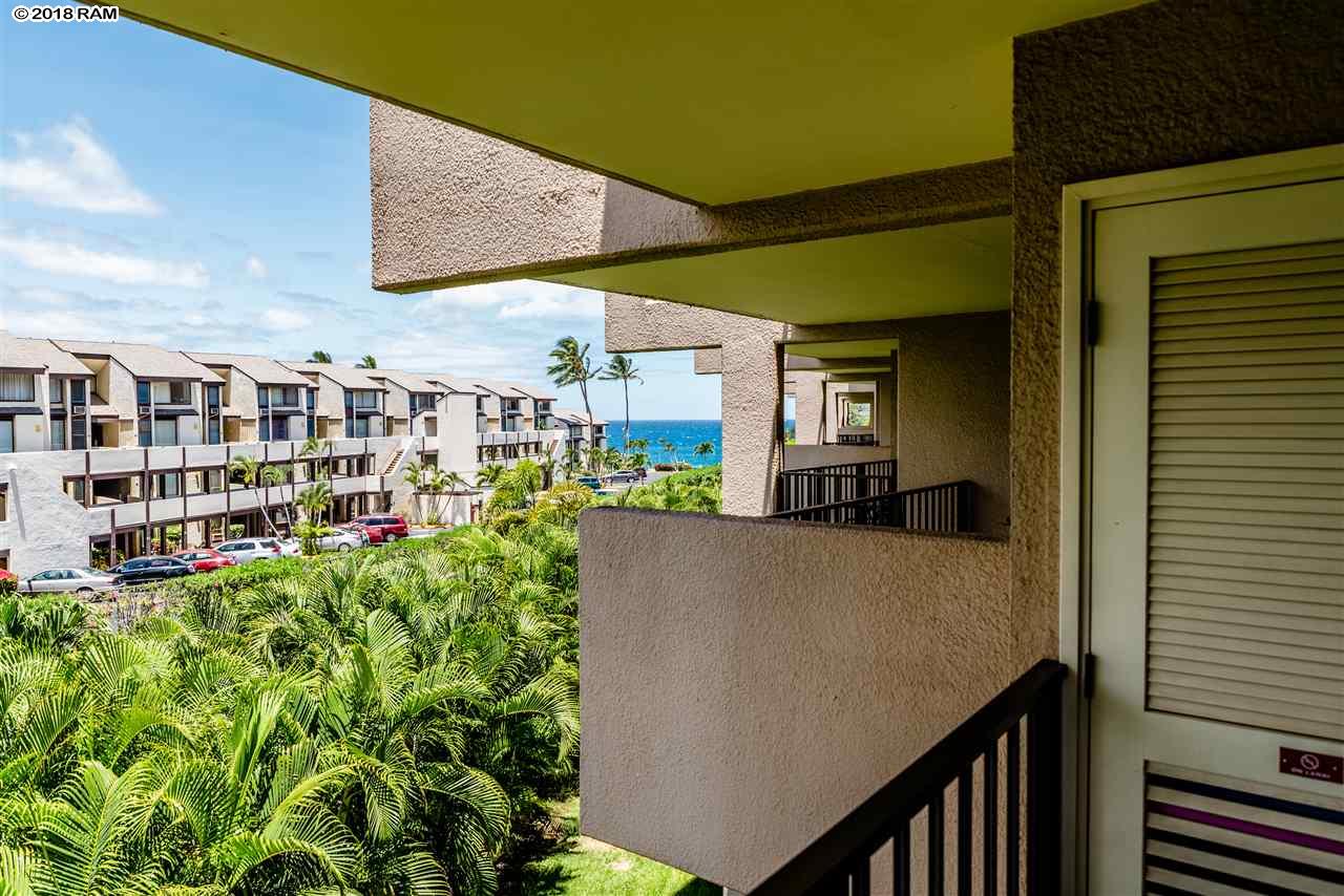 Kamaole Sands condo # 9-301, Kihei, Hawaii - photo 16 of 25