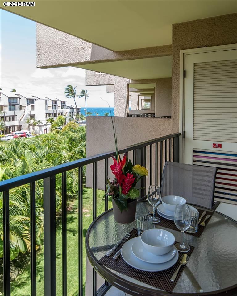 Kamaole Sands condo # 9-301, Kihei, Hawaii - photo 4 of 25