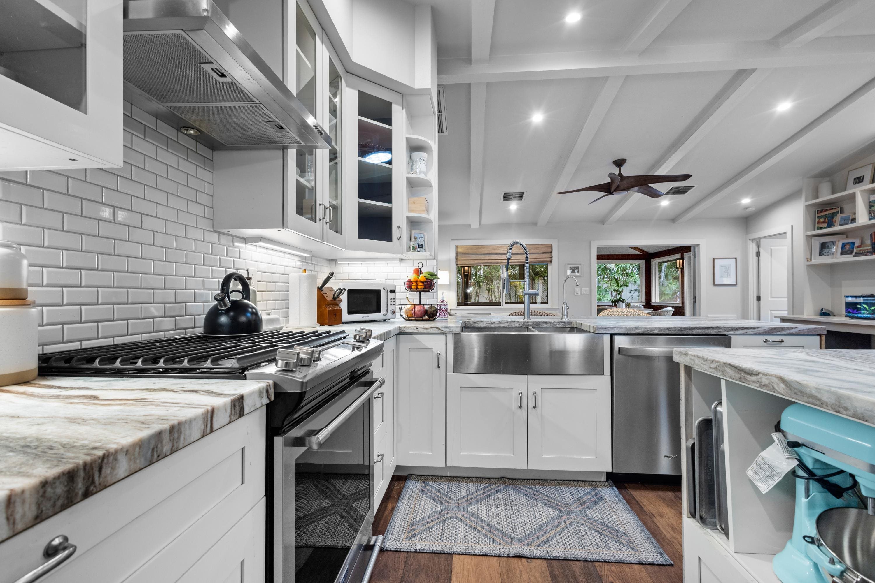 27  Heona Pl , Kihei home - photo 14 of 50