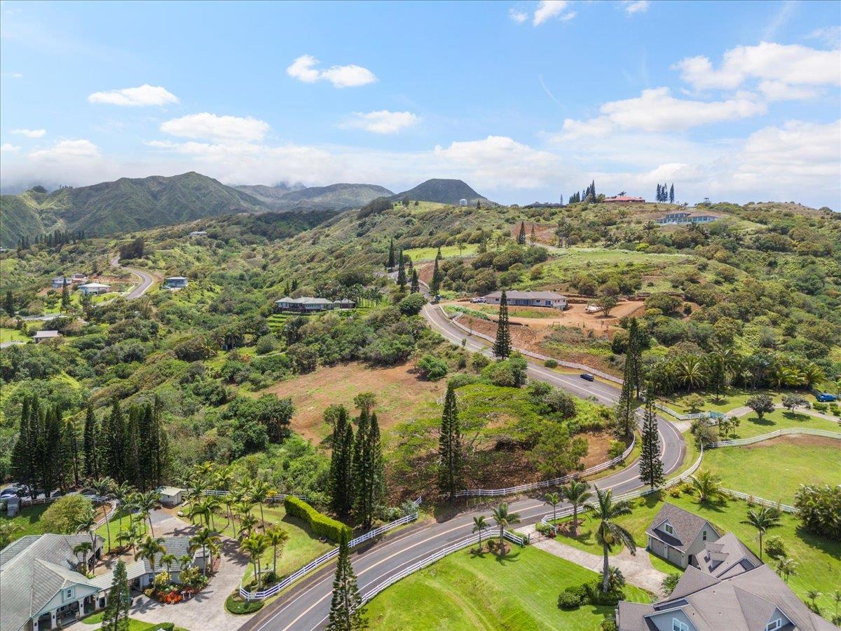 27 Hulumanu Pl Kahakuloa  - photo 2 of 25