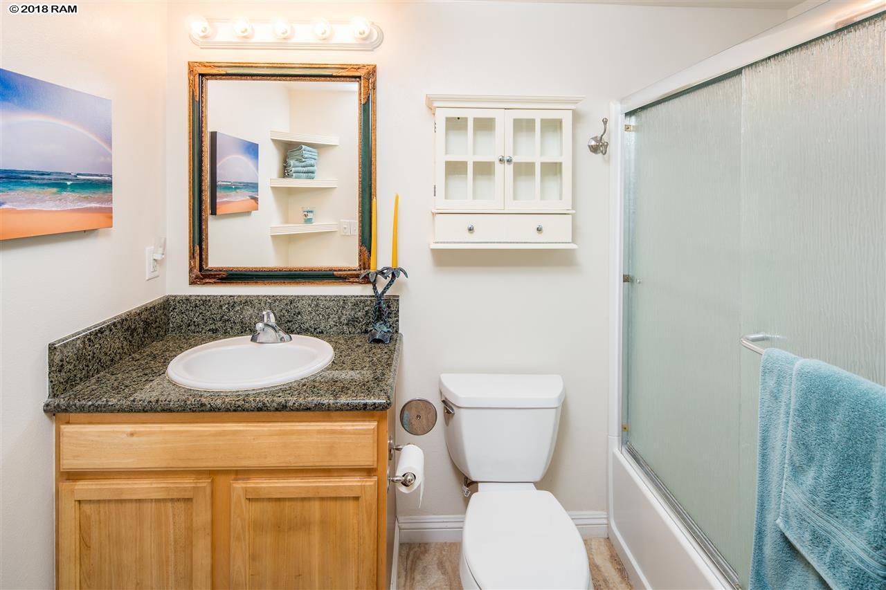 Villas at Kahana Ridge condo # 613, Lahaina, Hawaii - photo 12 of 23