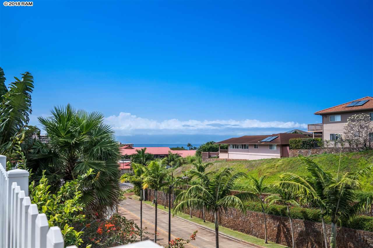 Villas at Kahana Ridge condo # 613, Lahaina, Hawaii - photo 21 of 23