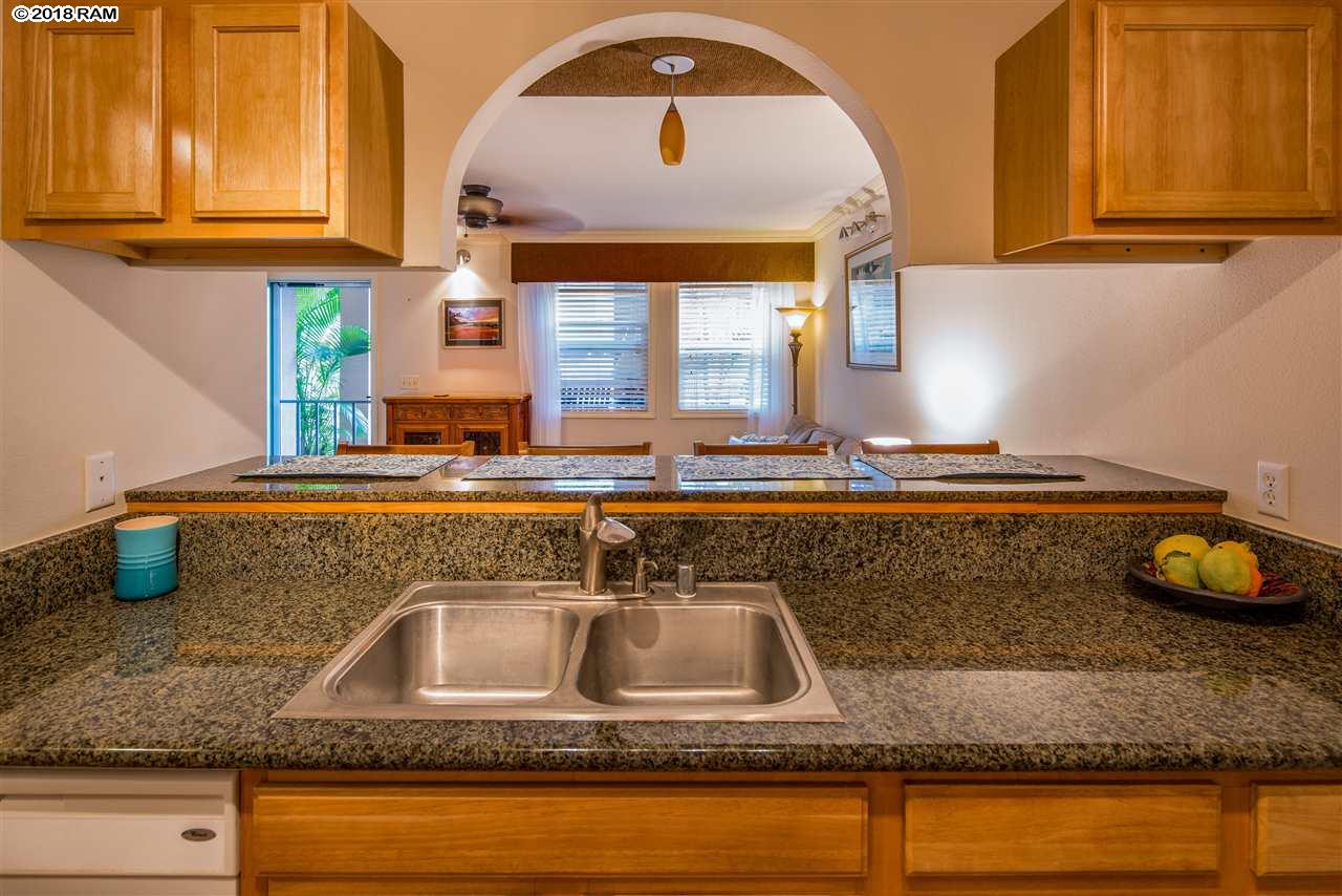 Villas at Kahana Ridge condo # 613, Lahaina, Hawaii - photo 7 of 23