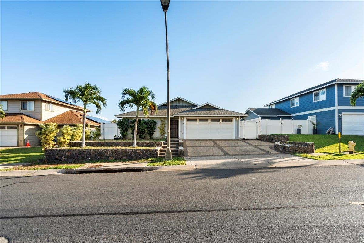 27  Nokekula St Waikapu Gardens, Wailuku home - photo 13 of 42
