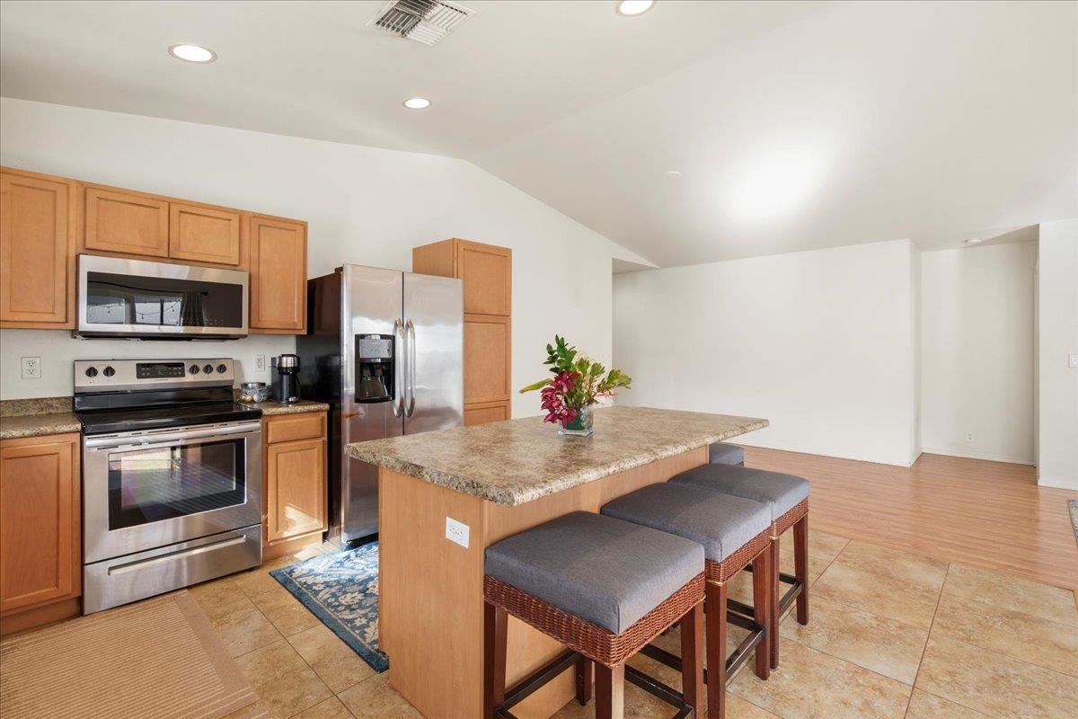 27  Nokekula St Waikapu Gardens, Wailuku home - photo 6 of 42