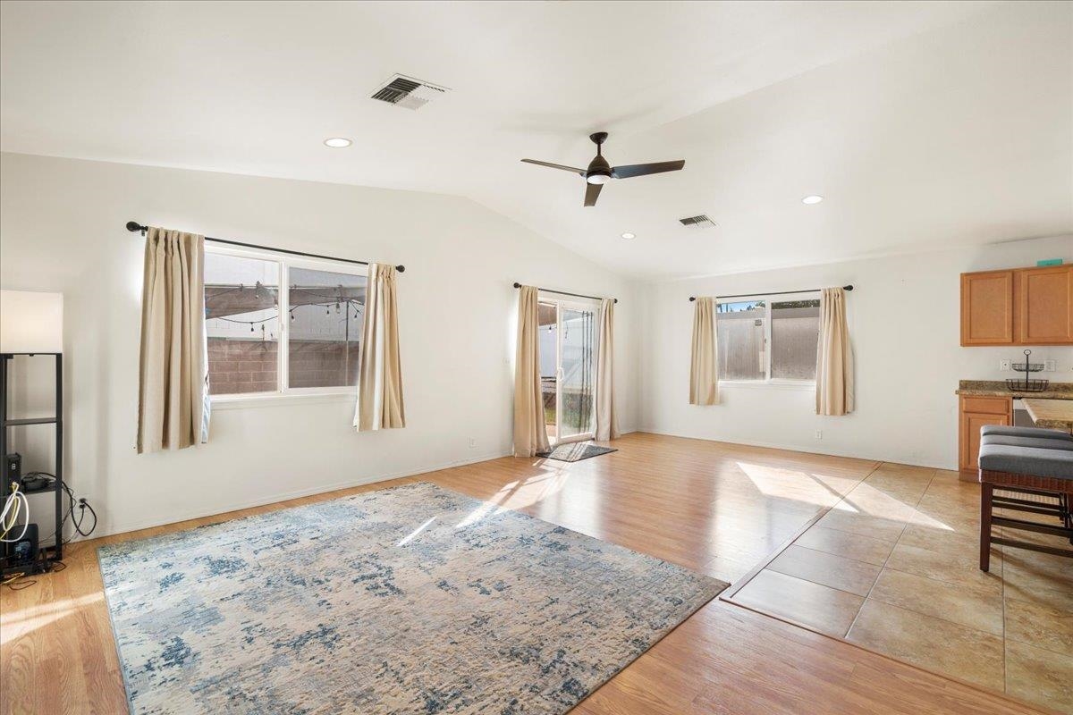 27  Nokekula St Waikapu Gardens, Wailuku home - photo 7 of 42