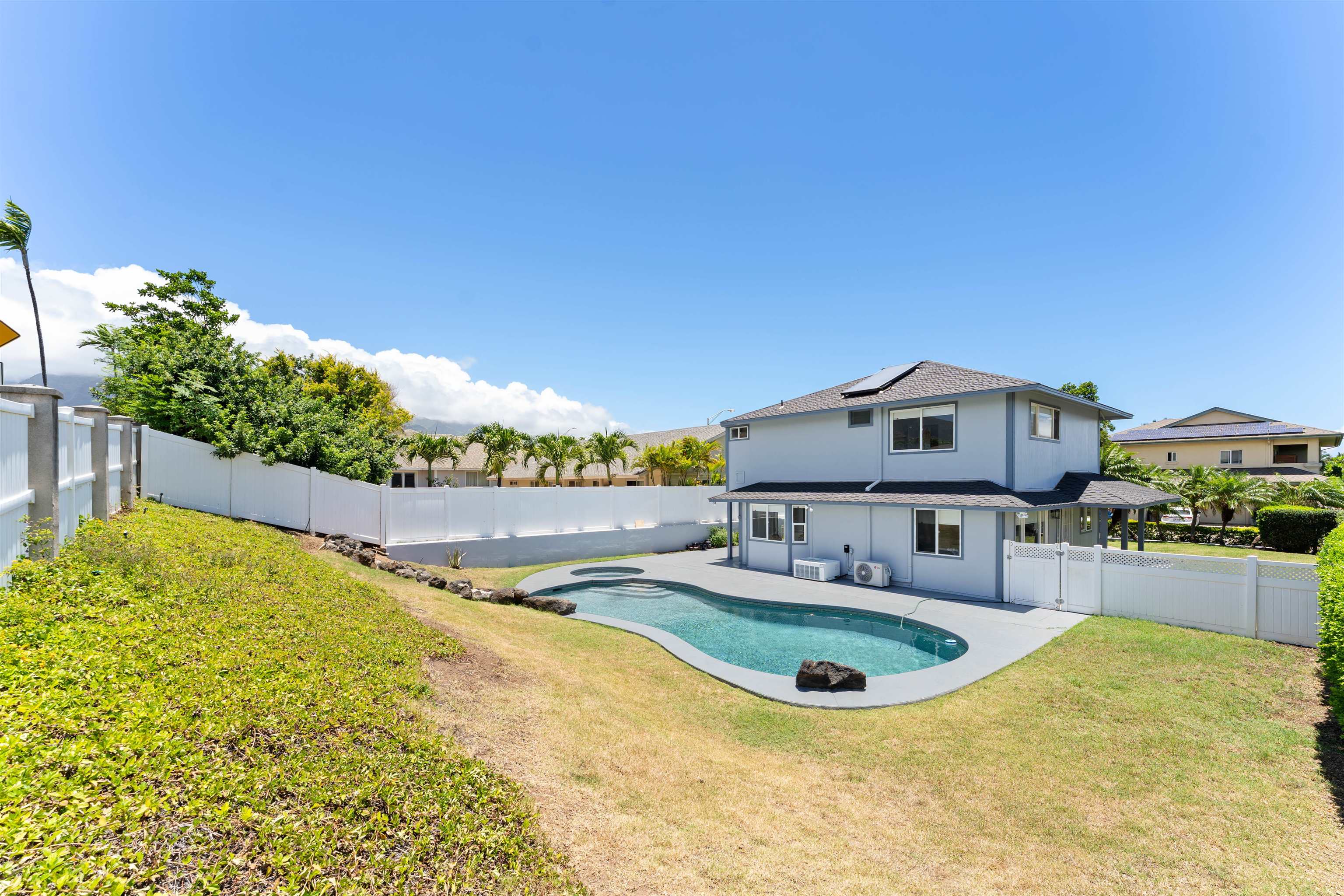 270  Puumakani St Maui Lani, Kahului home - photo 15 of 20