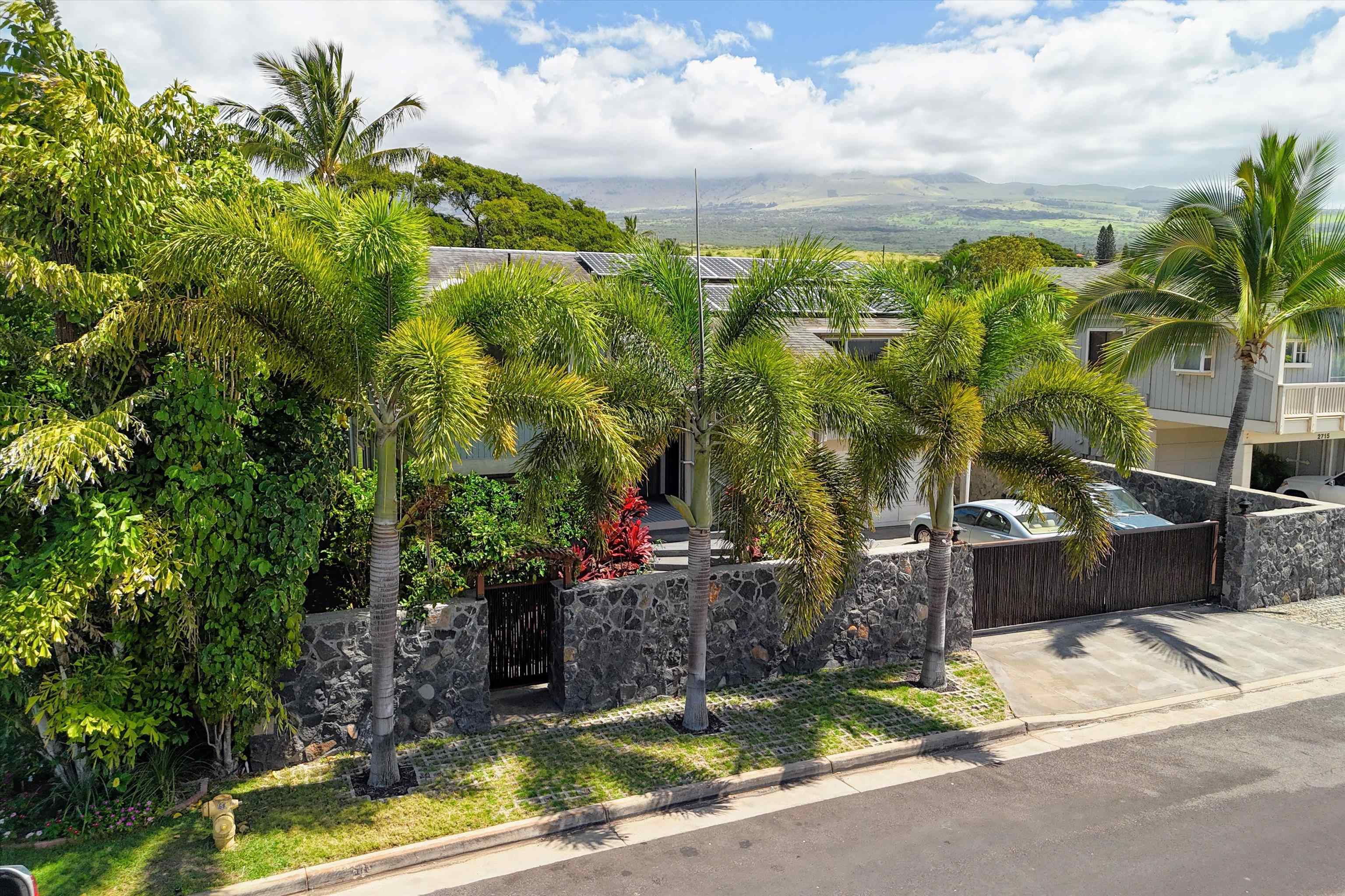 2709  Puu Hoolai St , Kihei home - photo 38 of 50