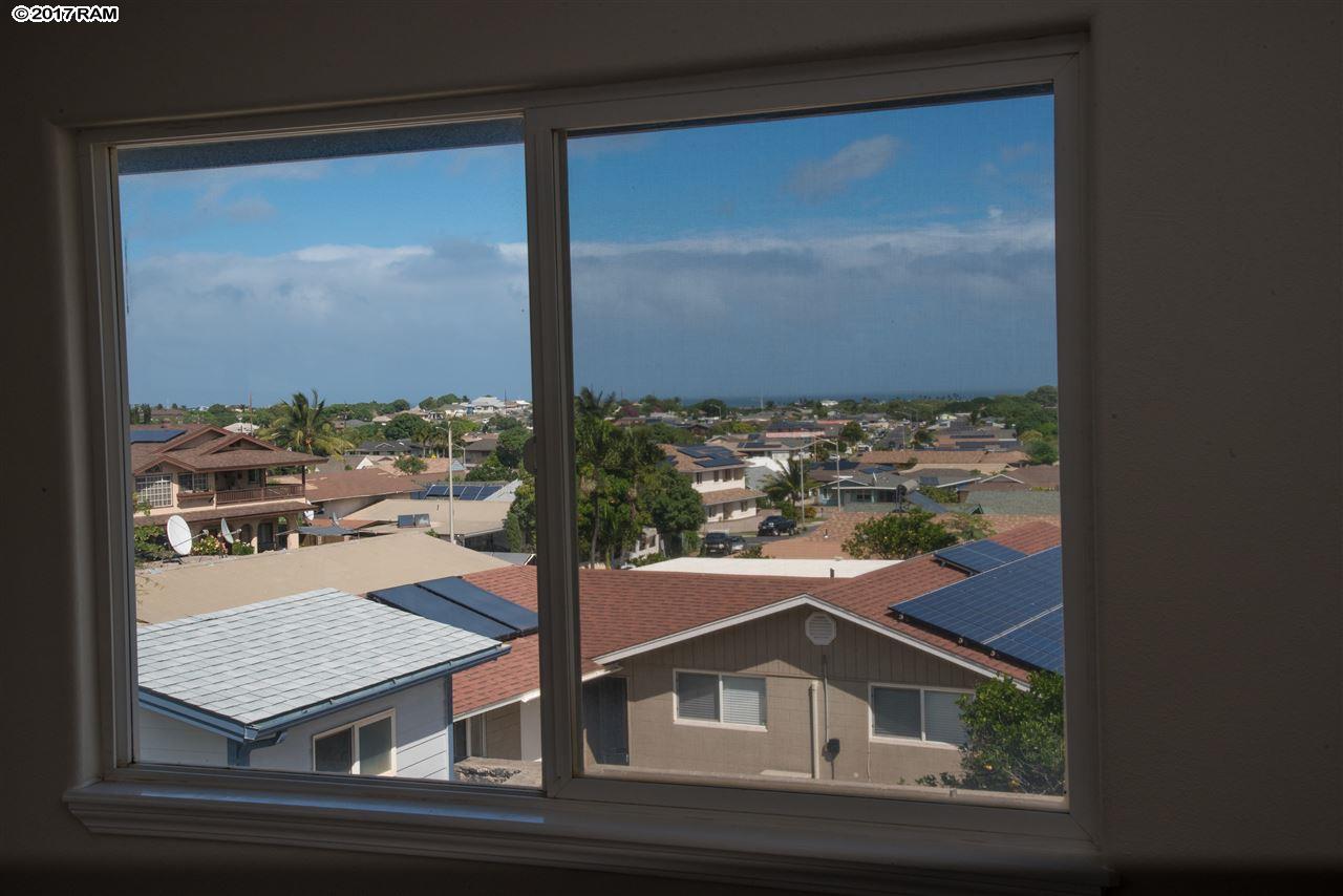 271  Kuualoha St , Kahului home - photo 9 of 30