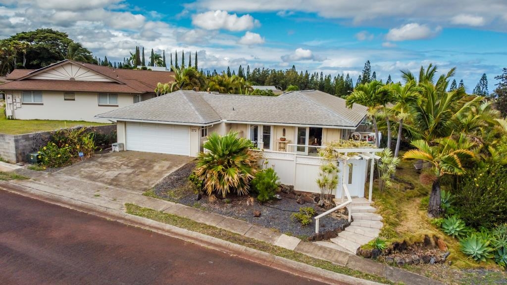272 Hokulani St , Makawao house for sale Pukalani Golf Course Pukalani