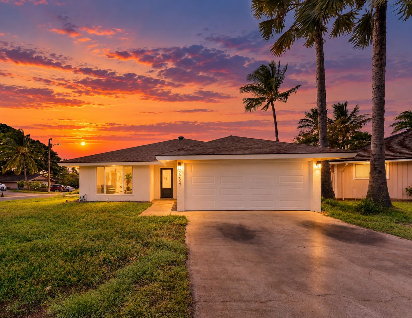 2724  Panepoo St , Kihei home - photo 2 of 8