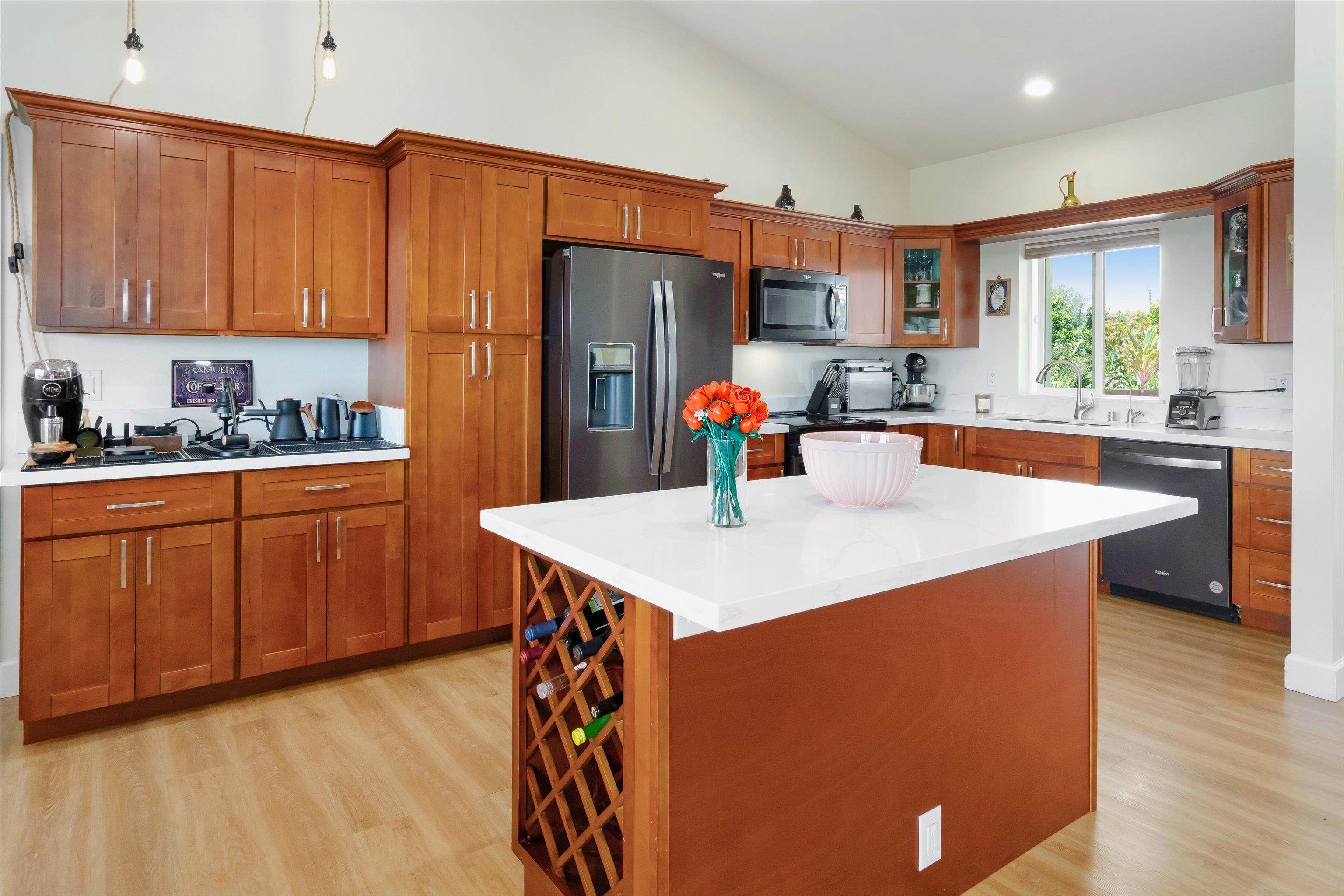 2726  Kaupakalua Rd , Haiku home - photo 12 of 46