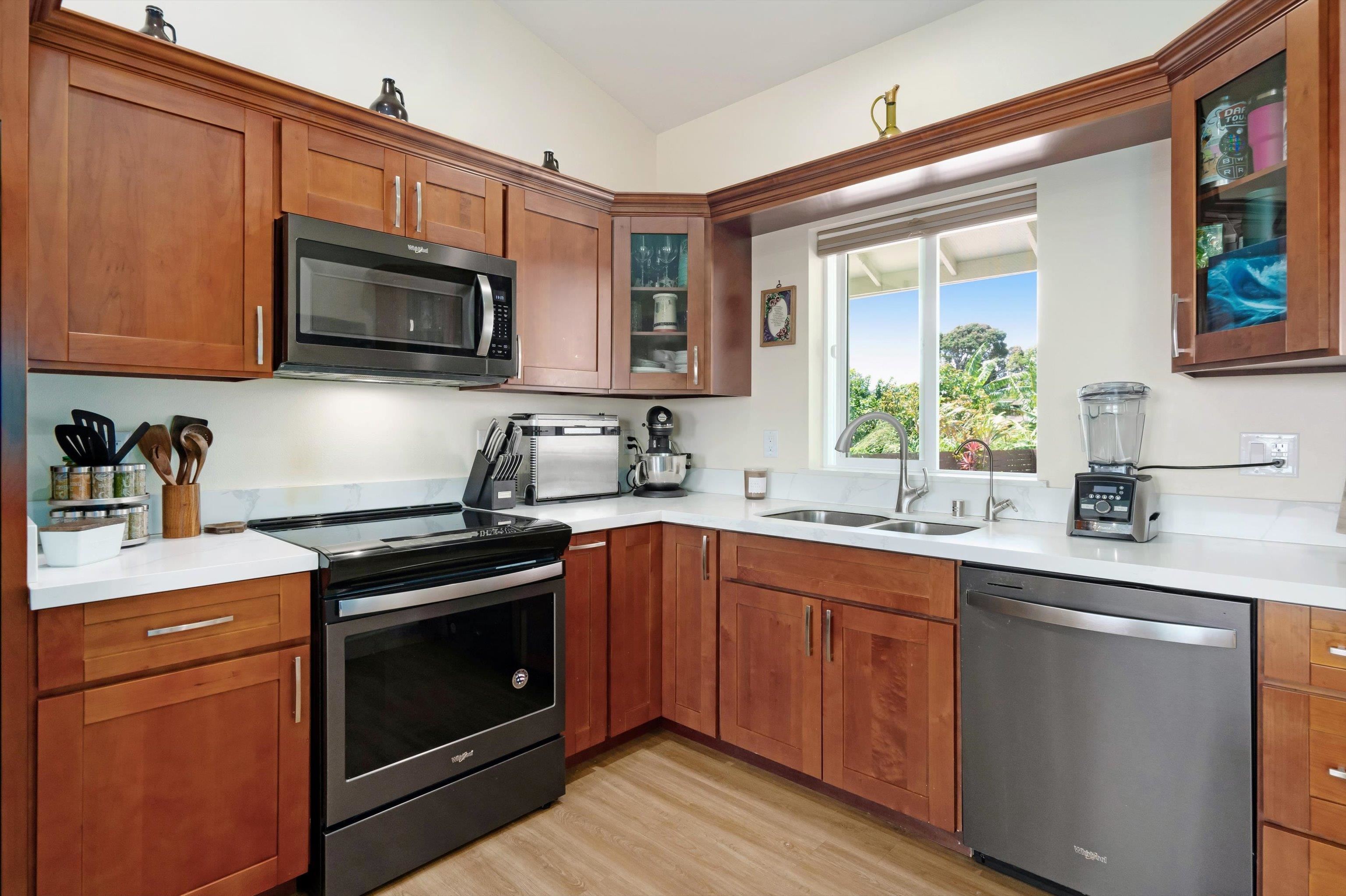 2726  Kaupakalua Rd , Haiku home - photo 13 of 46