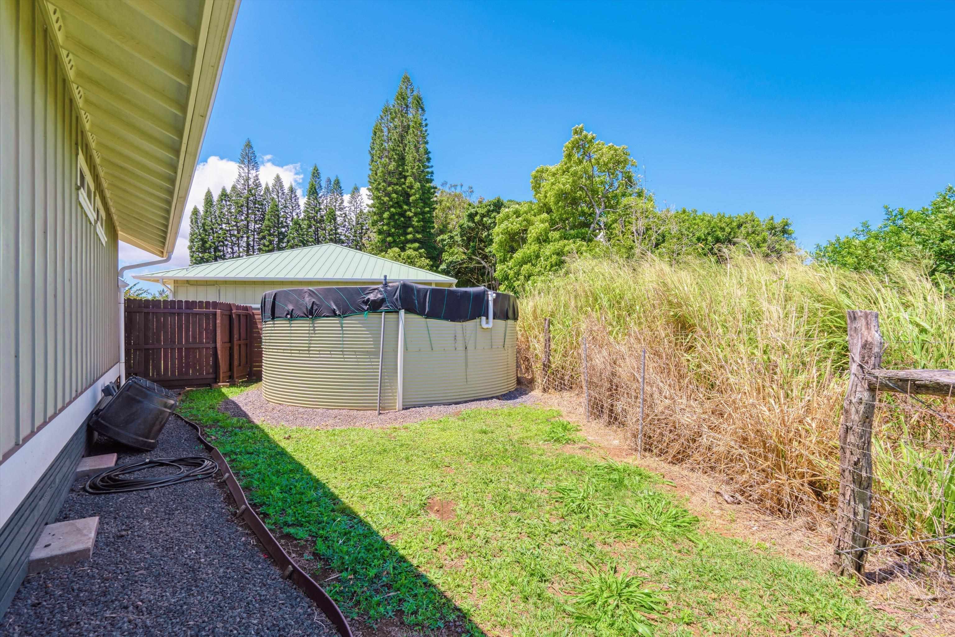 2726  Kaupakalua Rd , Haiku home - photo 34 of 46