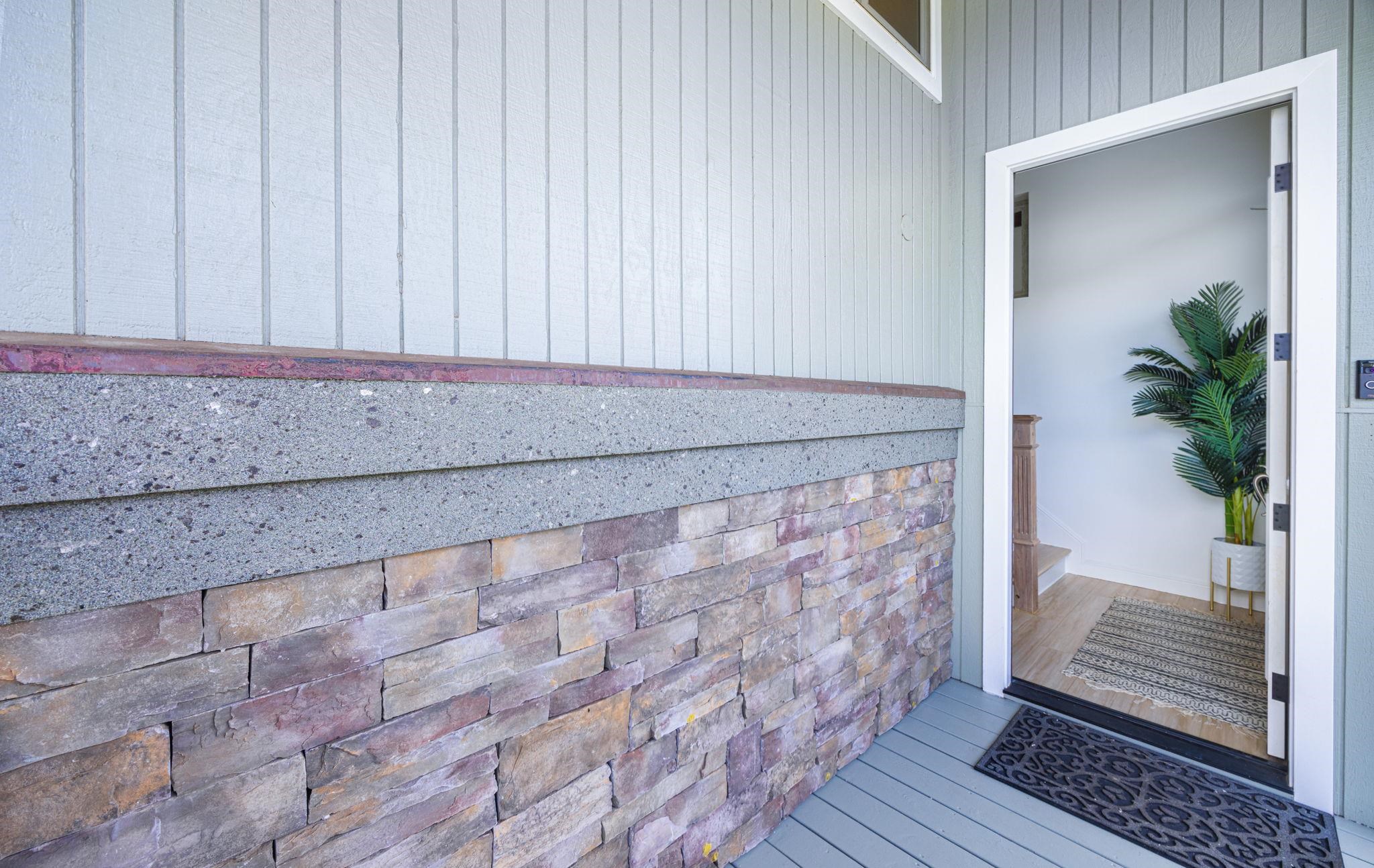 2733  Puu Hoolai St , Kihei home - photo 2 of 50