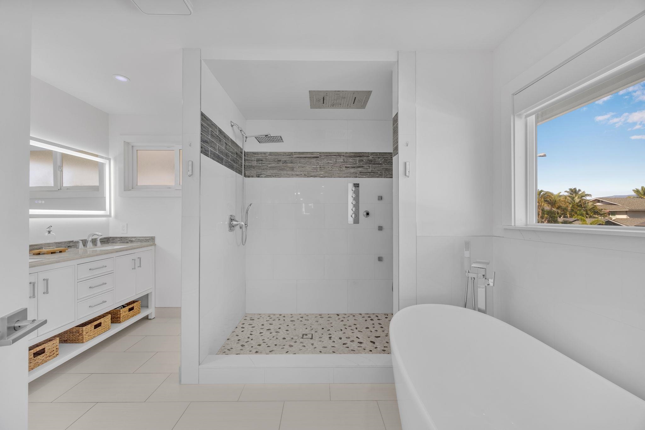 2733  Puu Hoolai St , Kihei home - photo 27 of 50