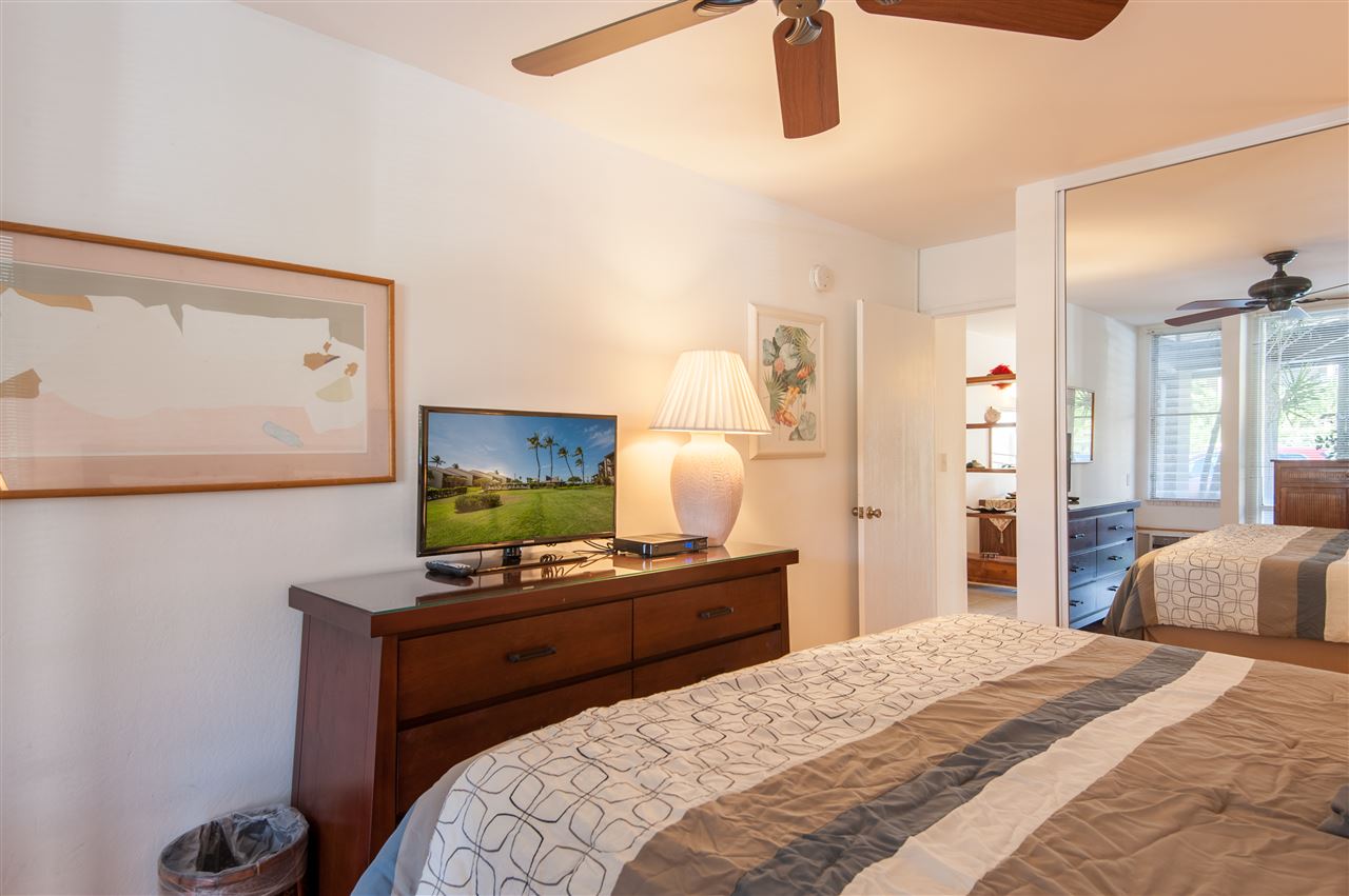 Hale Kamaole condo # 109, Kihei, Hawaii - photo 10 of 18