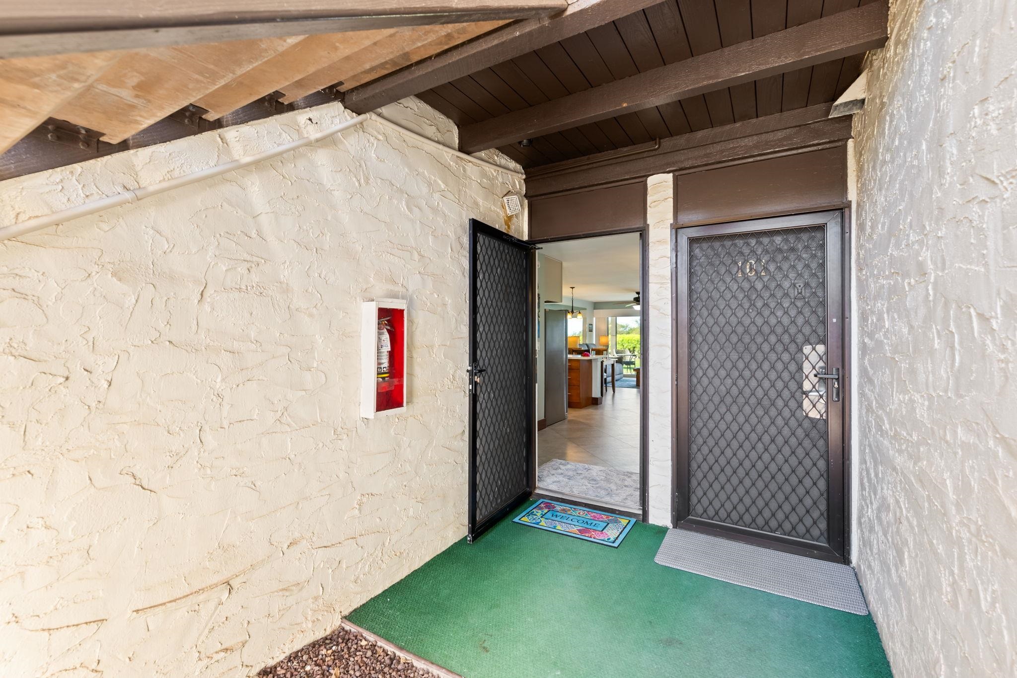 Hale Kamaole condo # 1-102, Kihei, Hawaii - photo 28 of 48