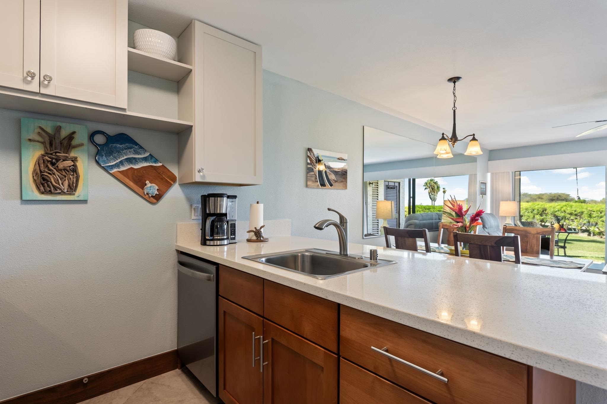 Hale Kamaole condo # 1-102, Kihei, Hawaii - photo 31 of 48