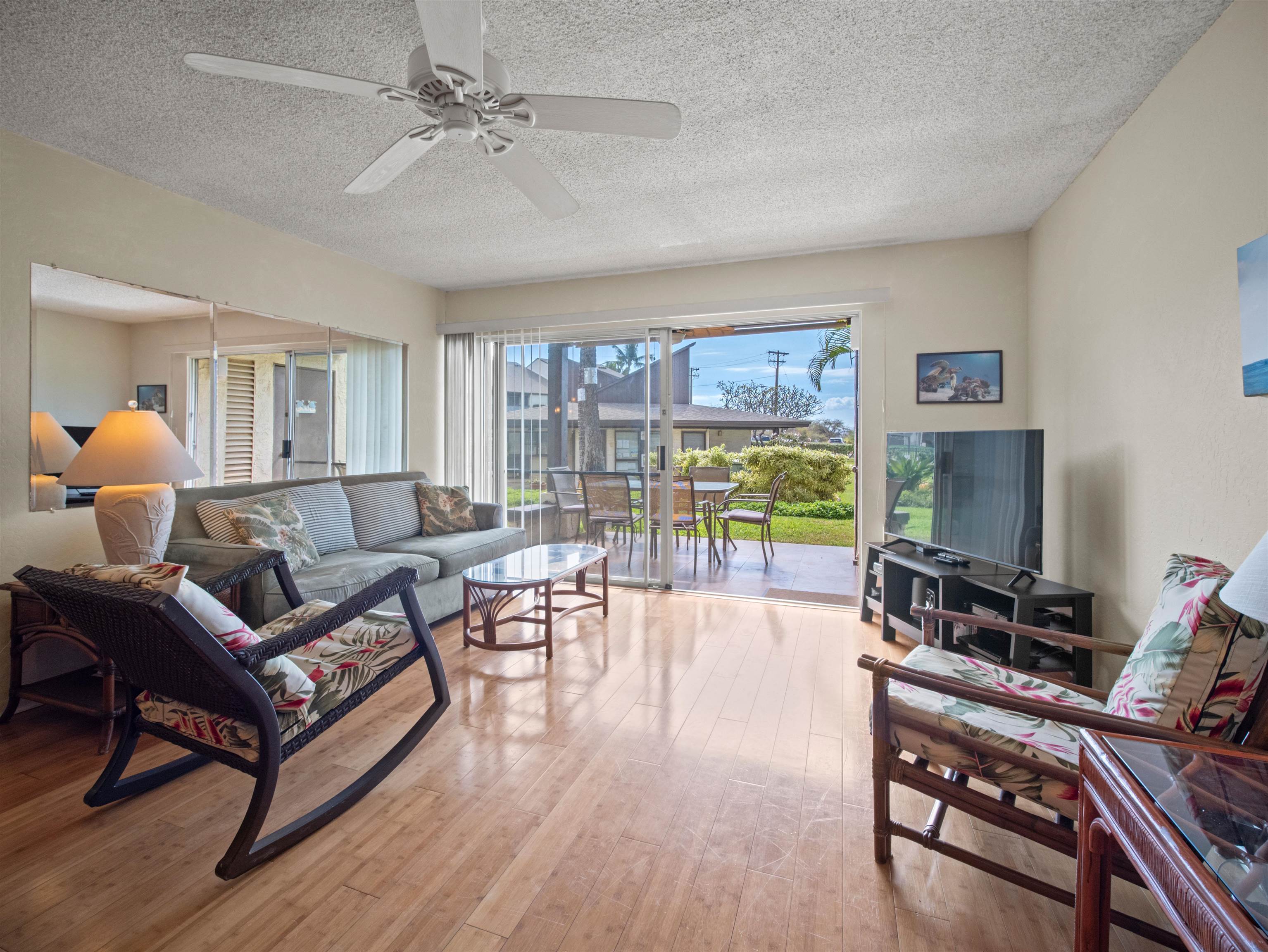 Hale Kamaole condo # 1-106, Kihei, Hawaii - photo 12 of 25