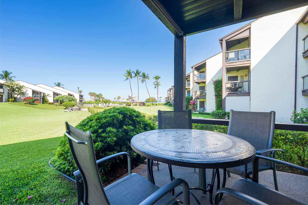 Hale Kamaole condo # 1-121, Kihei, Hawaii - photo 10 of 22