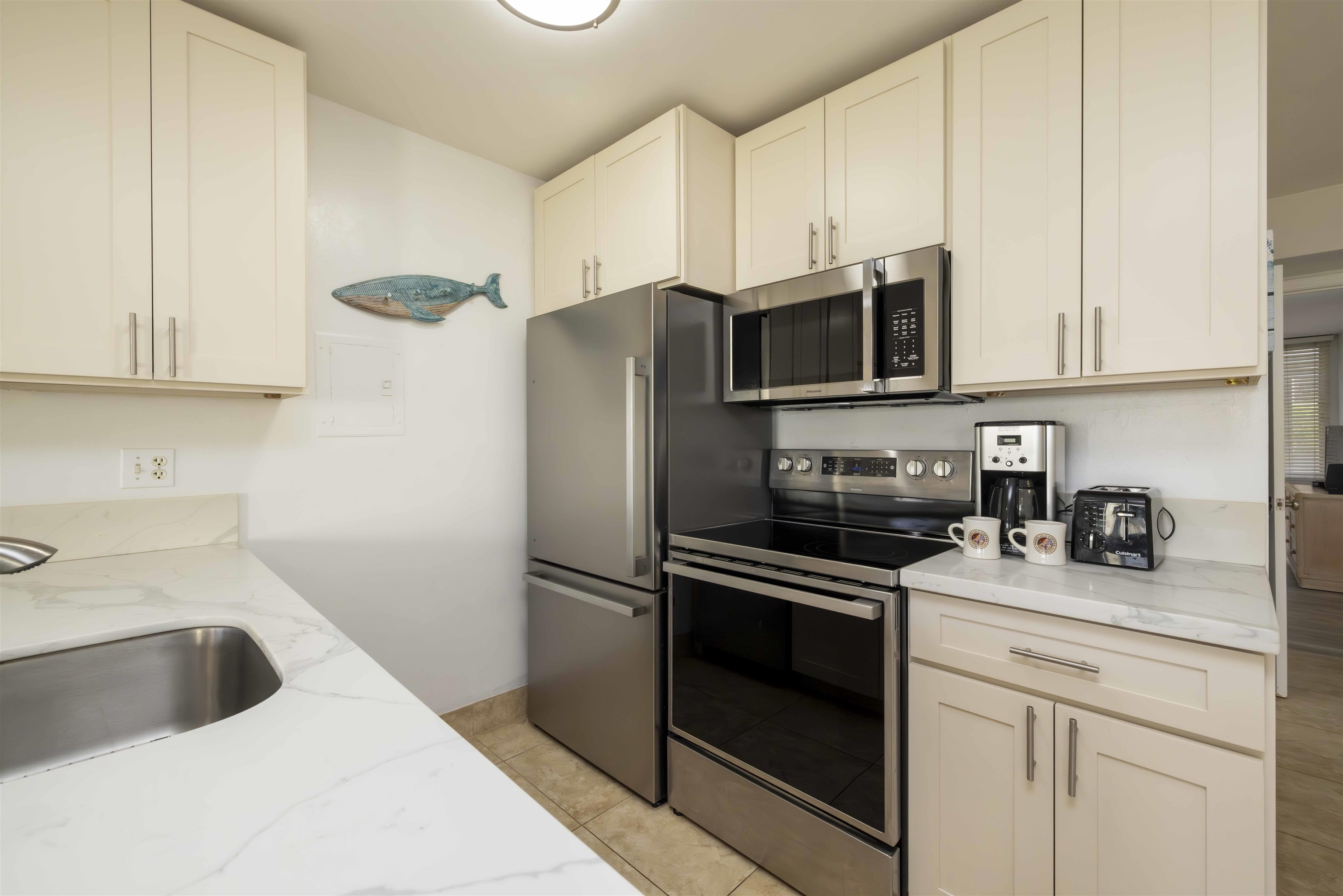 Hale Kamaole condo # 1-217, Kihei, Hawaii - photo 16 of 47