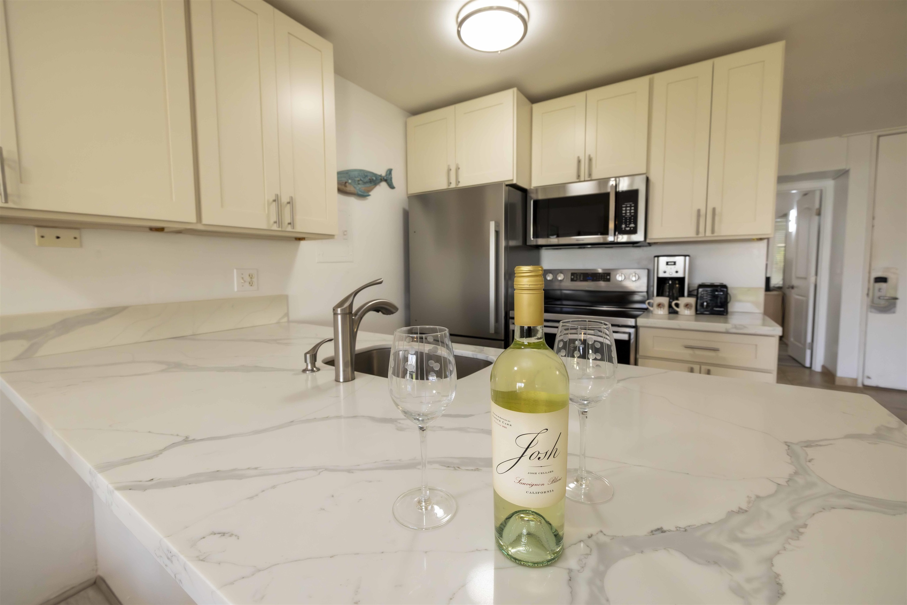 Hale Kamaole condo # 1-217, Kihei, Hawaii - photo 17 of 47