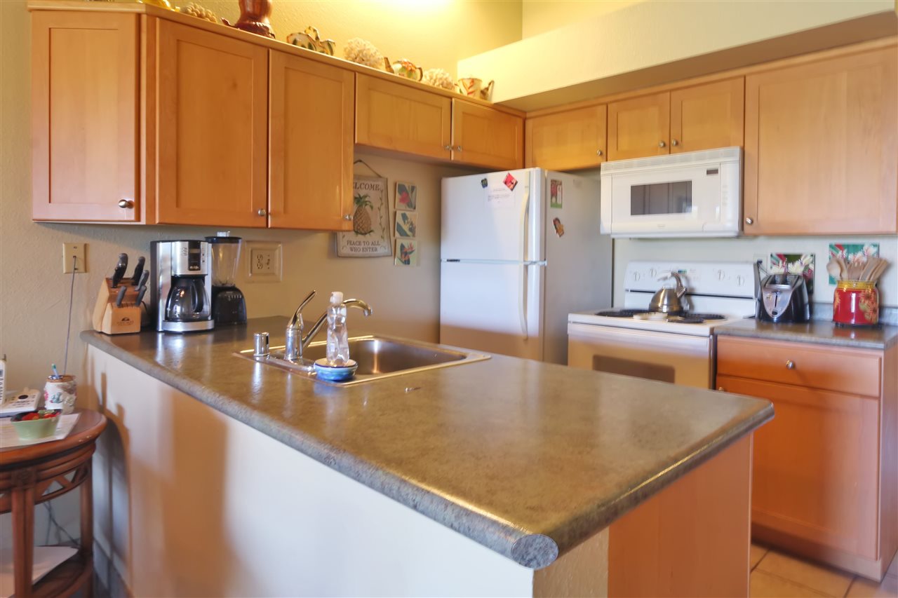 Hale Kamaole condo # 203, Kihei, Hawaii - photo 6 of 30