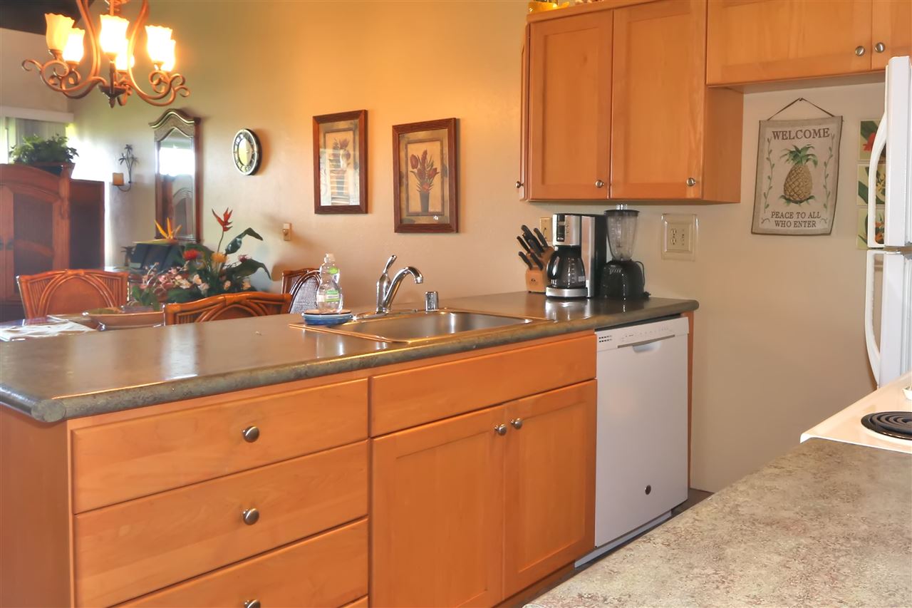 Hale Kamaole condo # 203, Kihei, Hawaii - photo 7 of 30