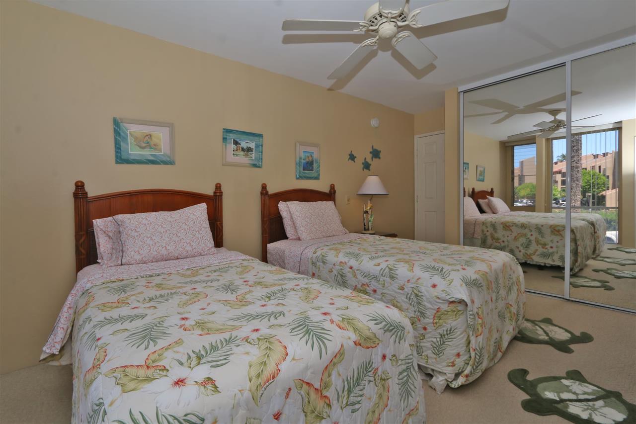 Hale Kamaole condo # 203, Kihei, Hawaii - photo 8 of 30