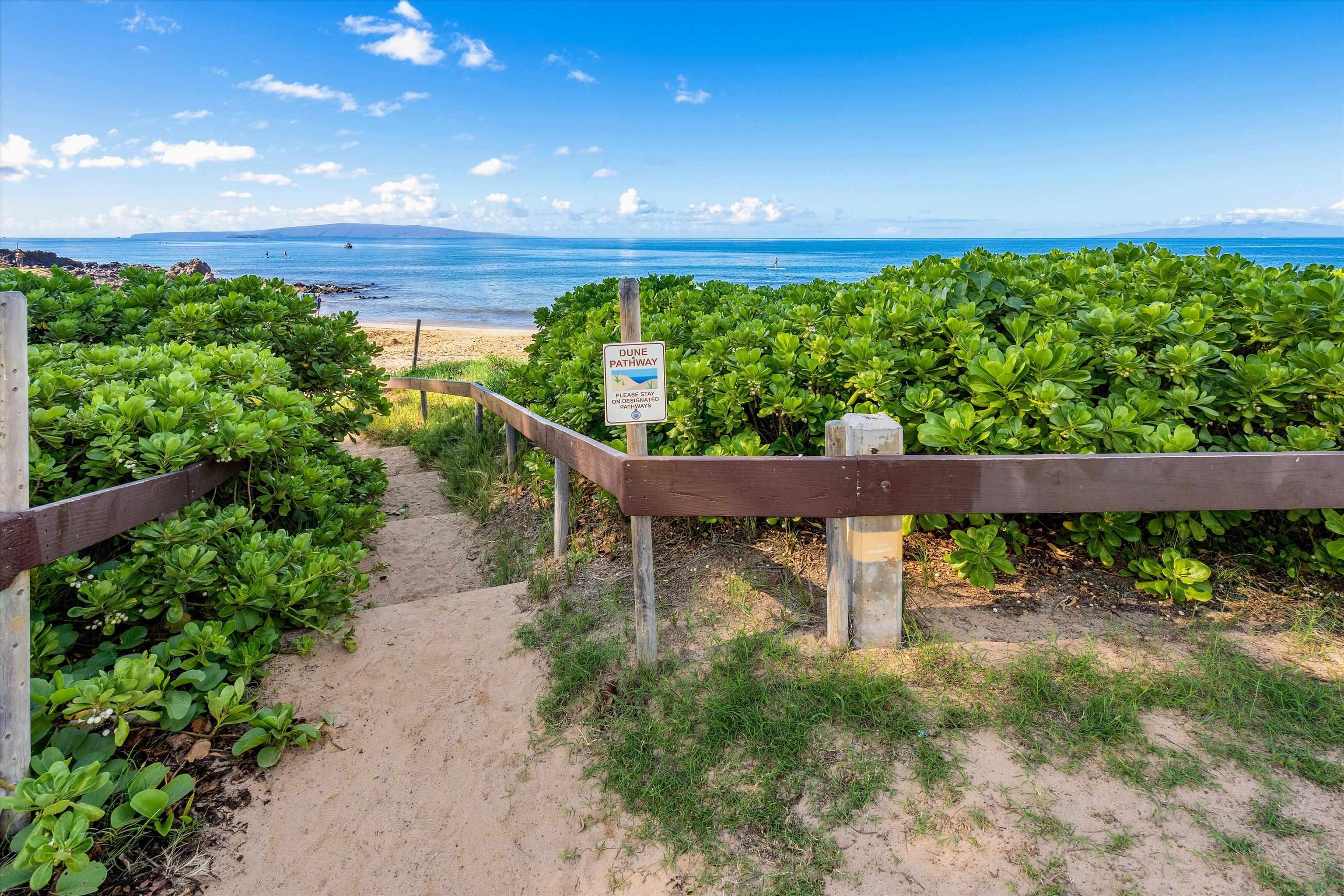 Hale Kamaole condo # 2-127, Kihei, Hawaii - photo 27 of 30