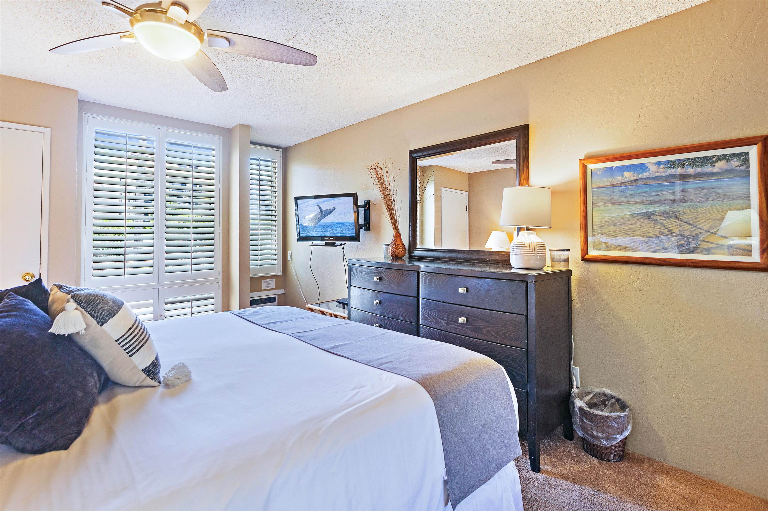 Hale Kamaole condo # 221, Kihei, Hawaii - photo 15 of 43