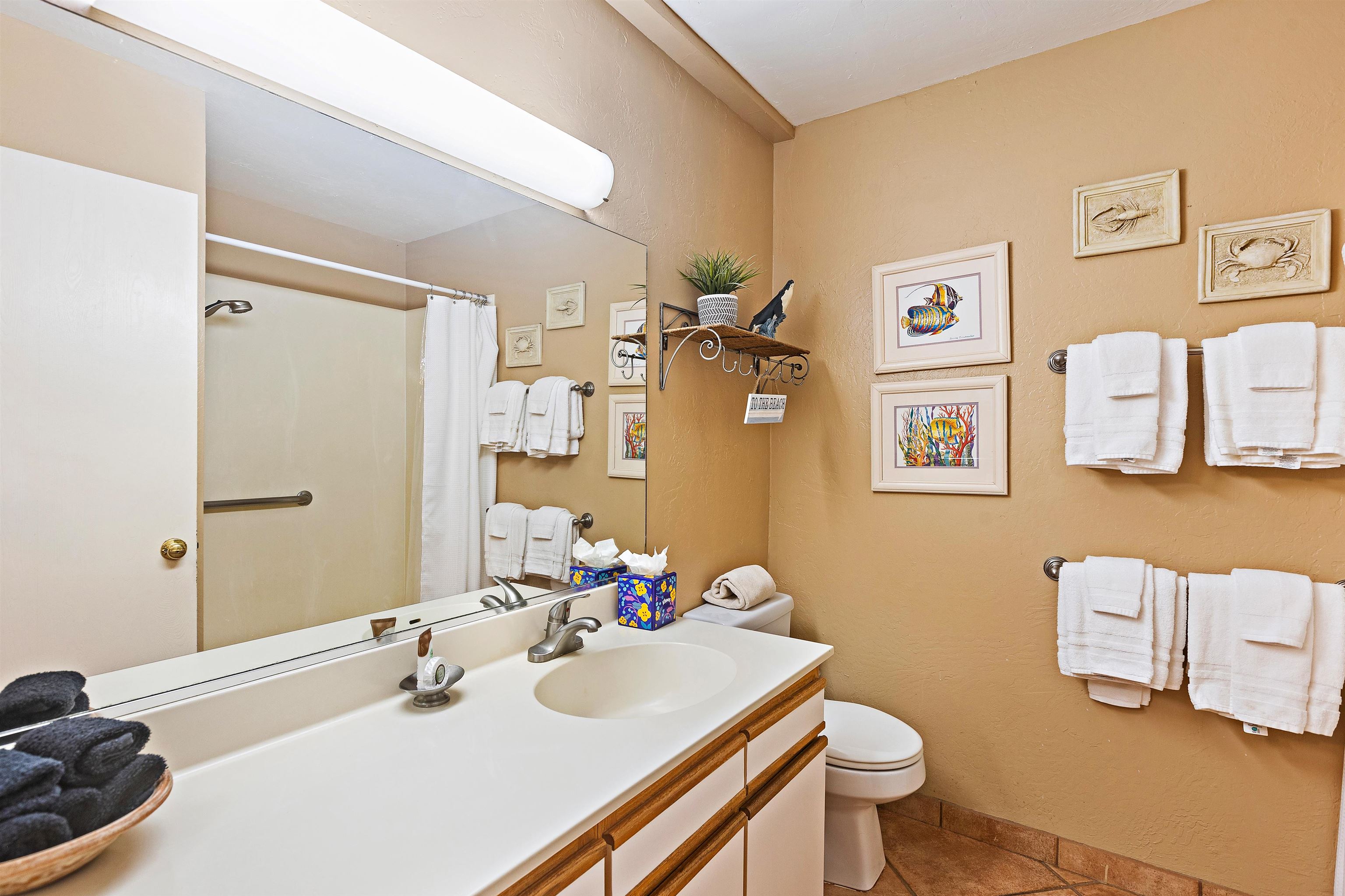 Hale Kamaole condo # 221, Kihei, Hawaii - photo 17 of 43